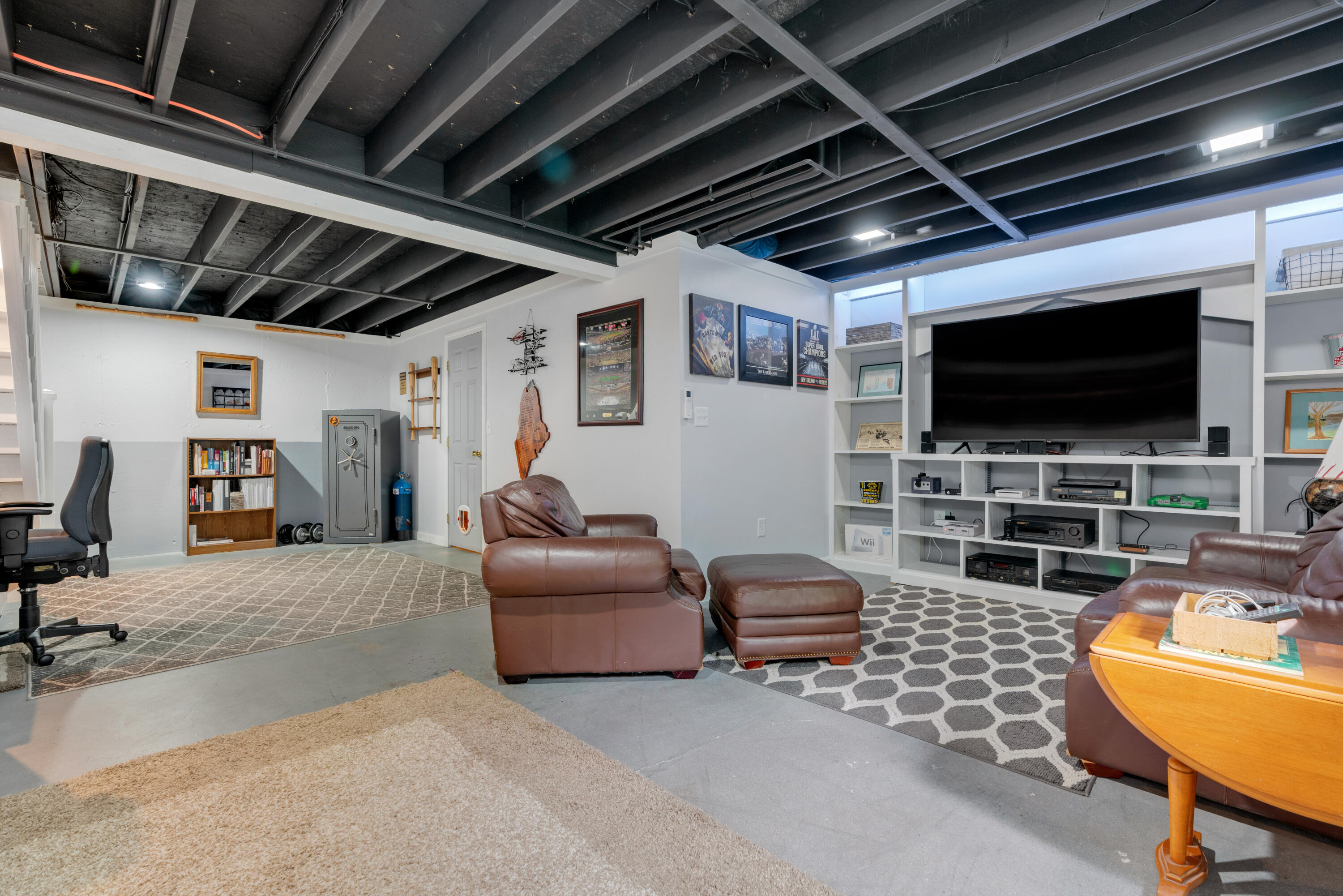 main property photo 24