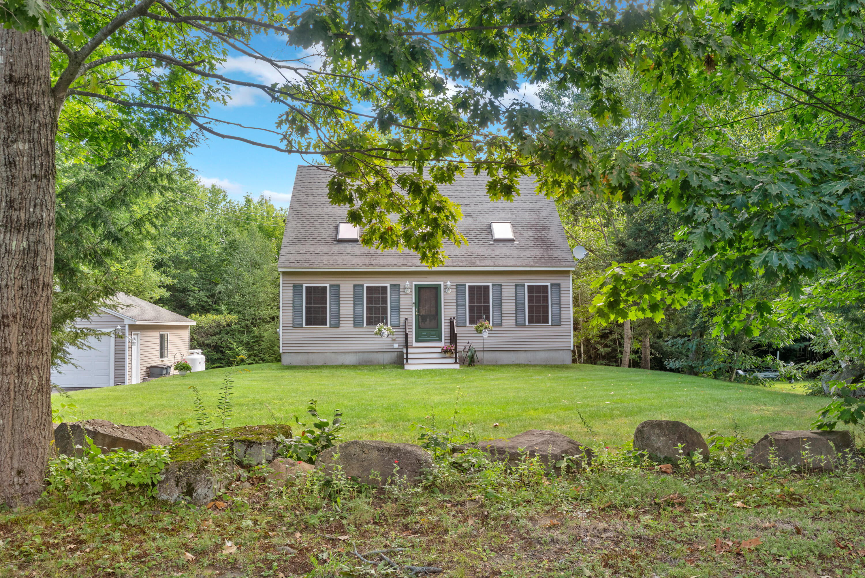 main property photo 35