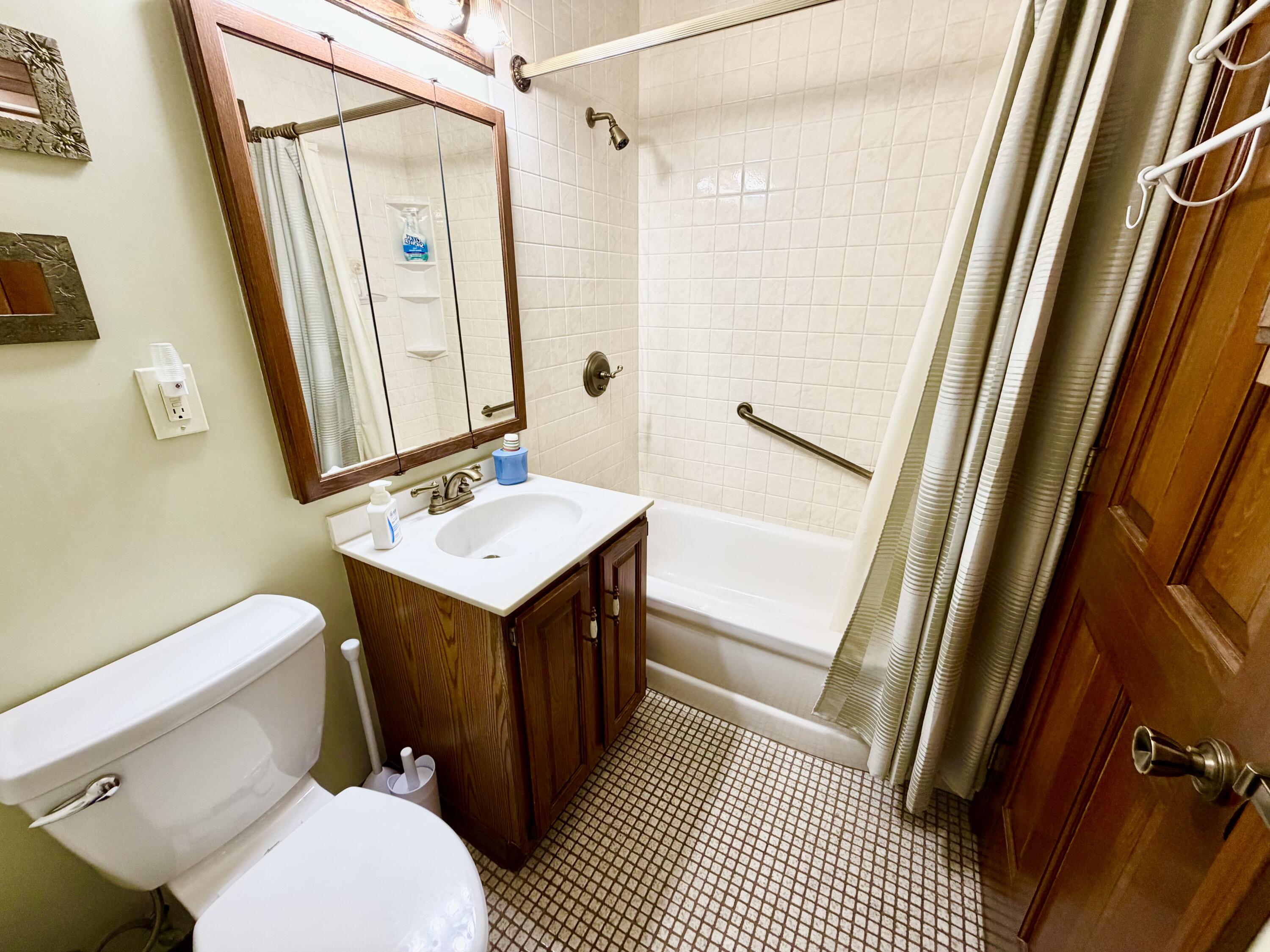 main property photo 81