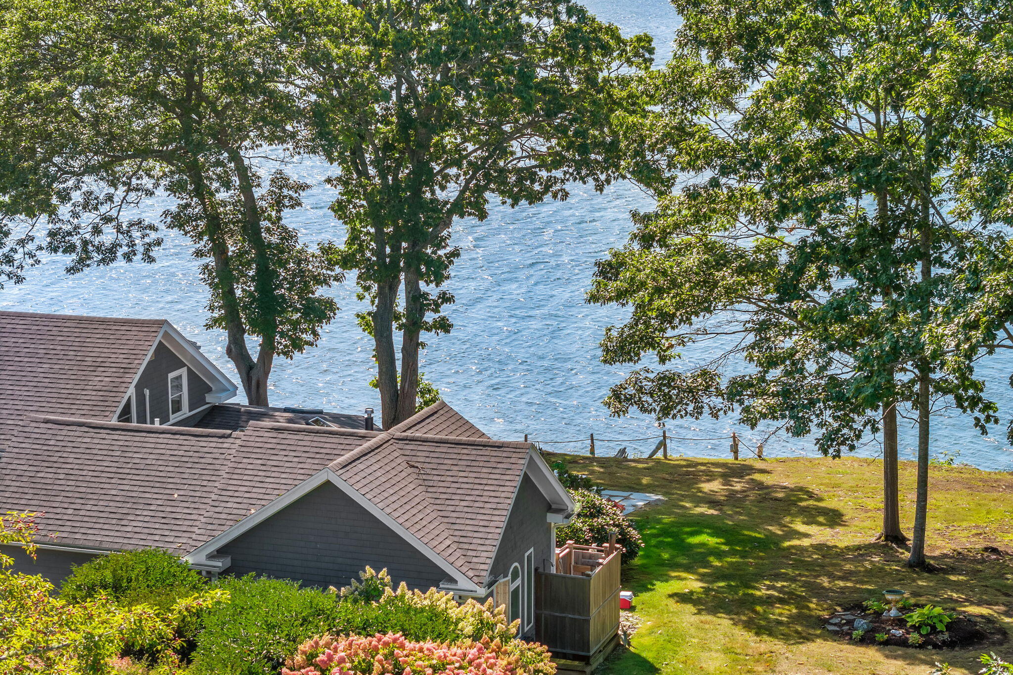 main property photo 123