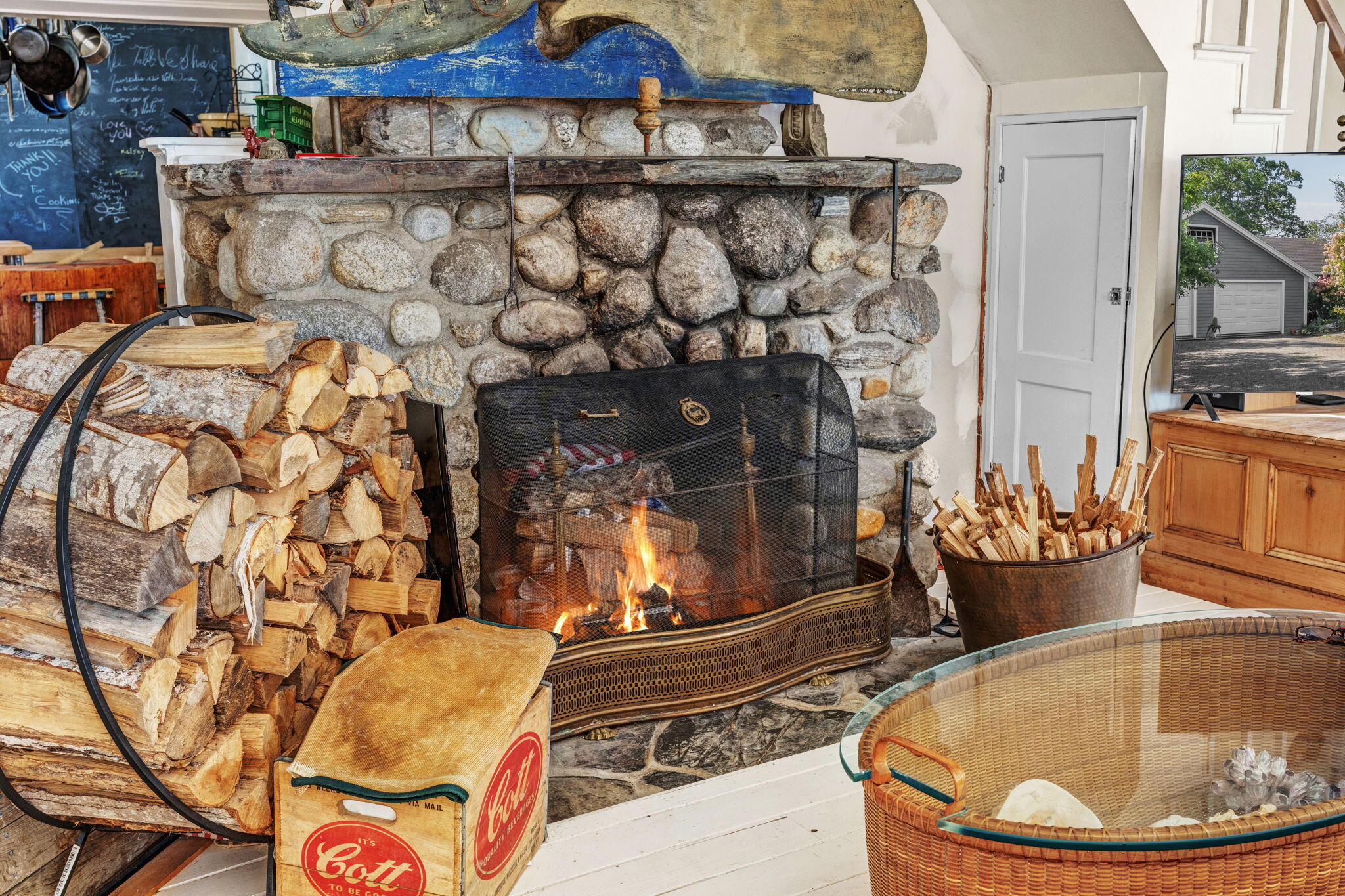 main property photo 31