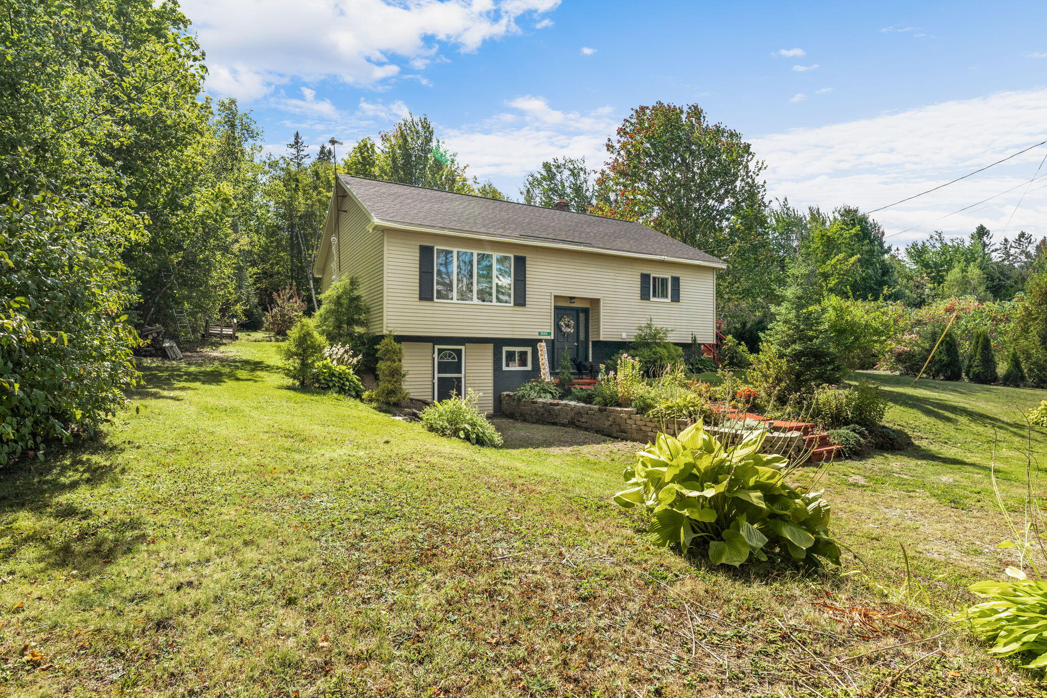 main property photo 0