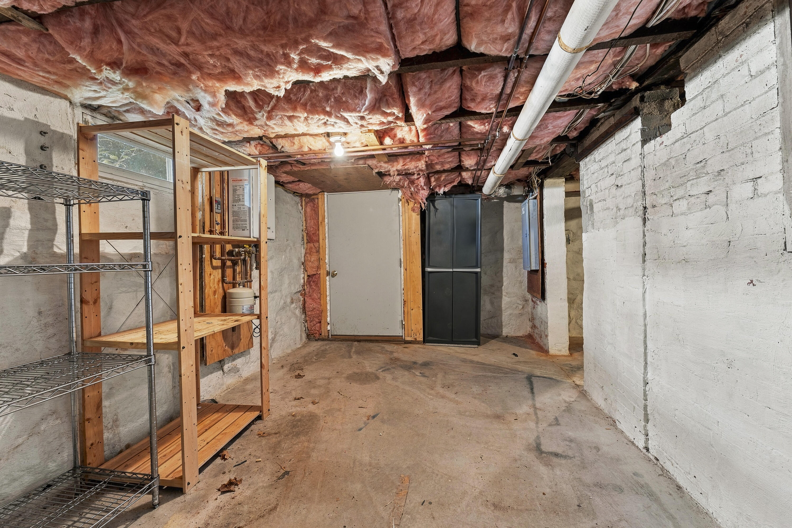 main property photo 49