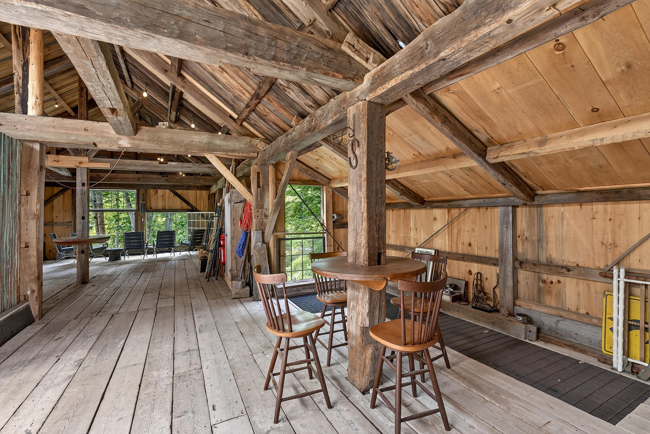 main property photo 89