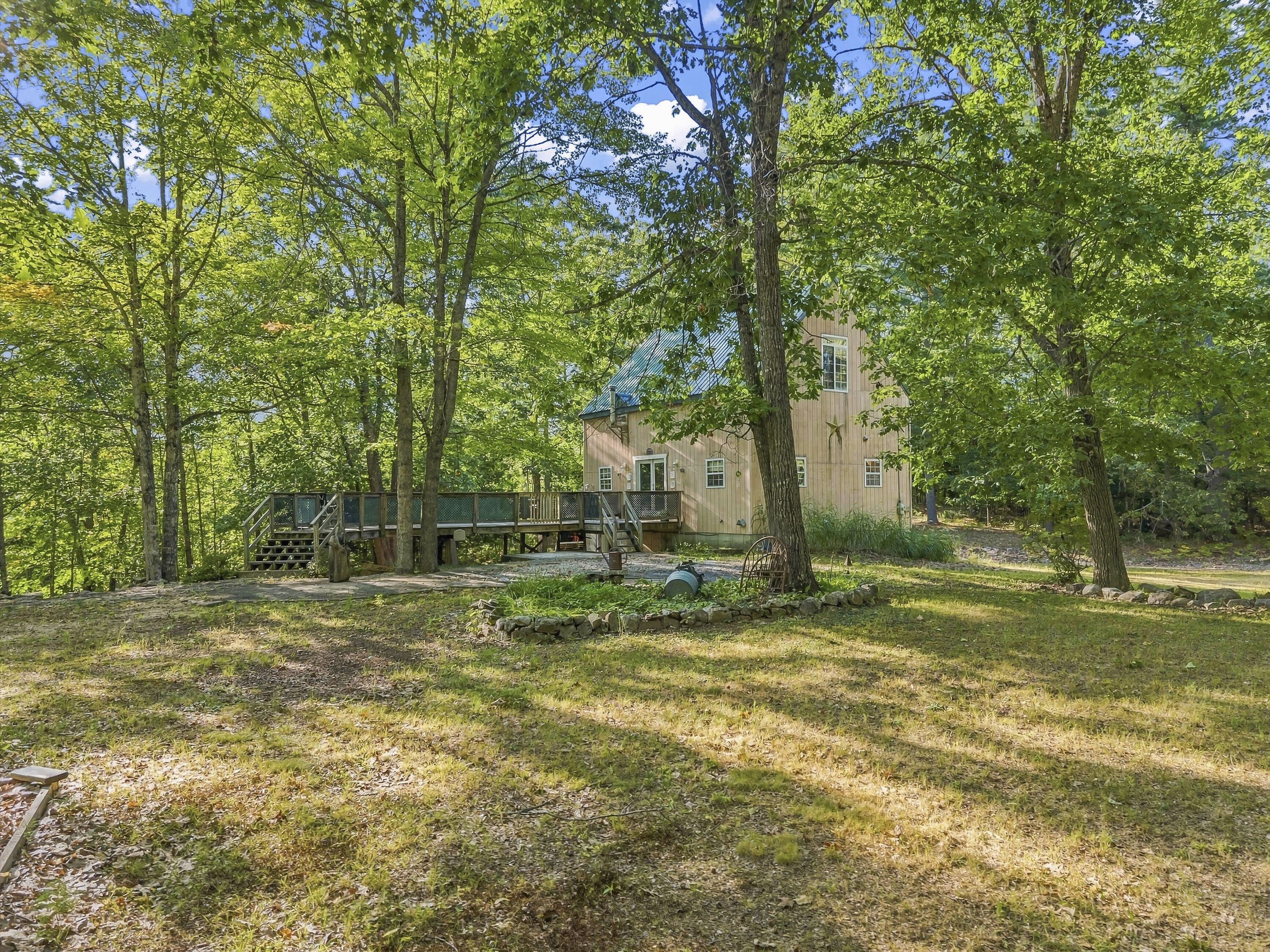main property photo 13