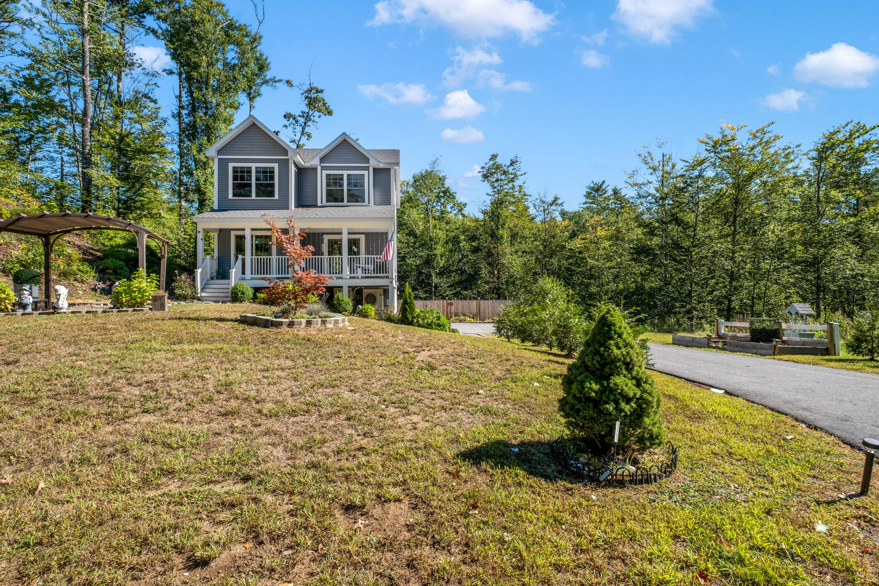 main property photo 39