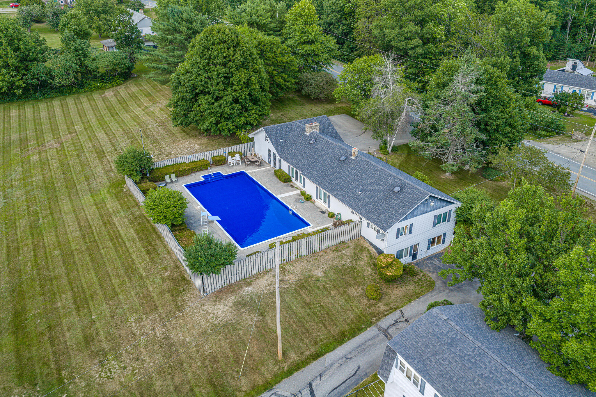 main property photo 124