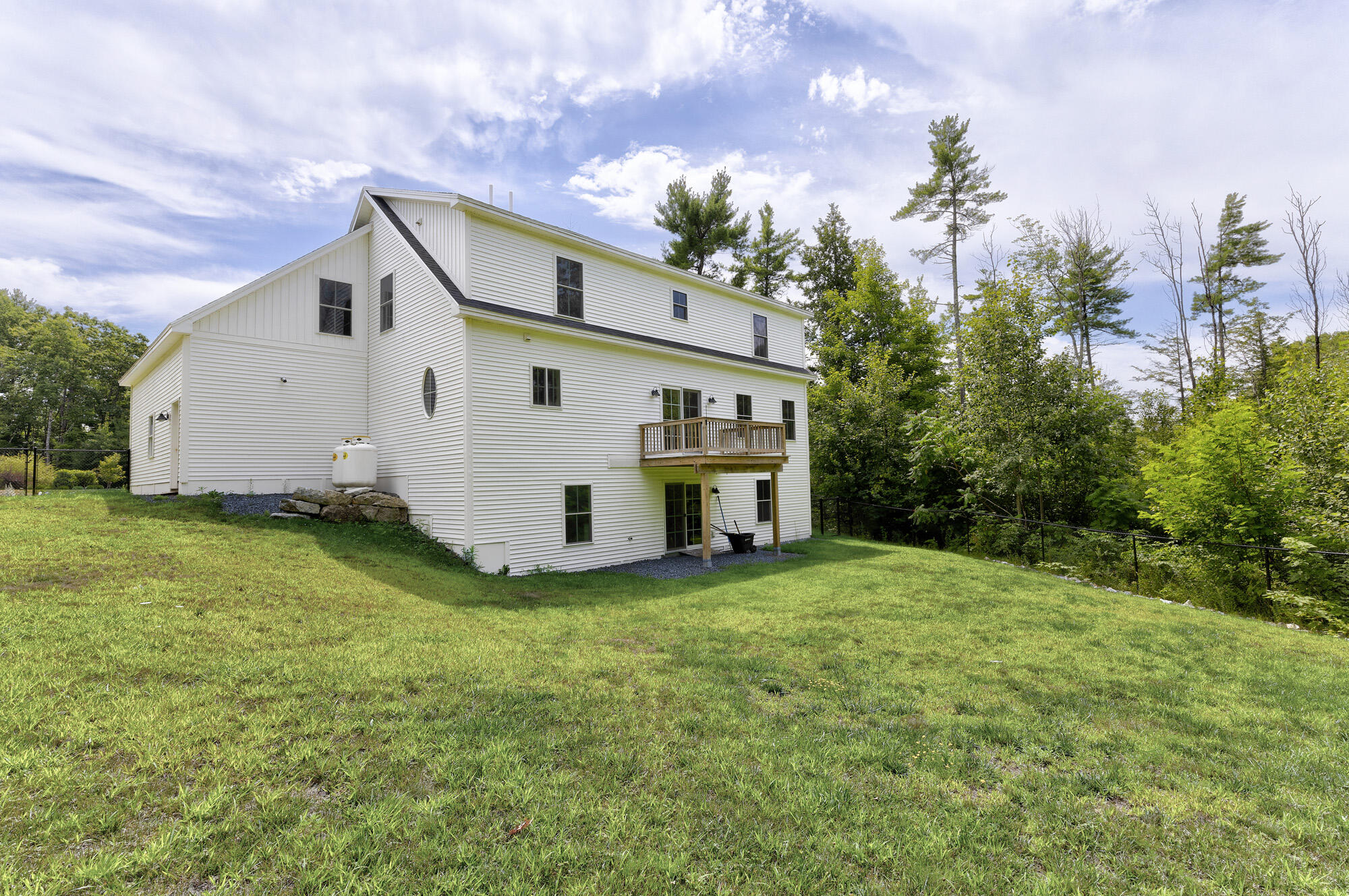 main property photo 56