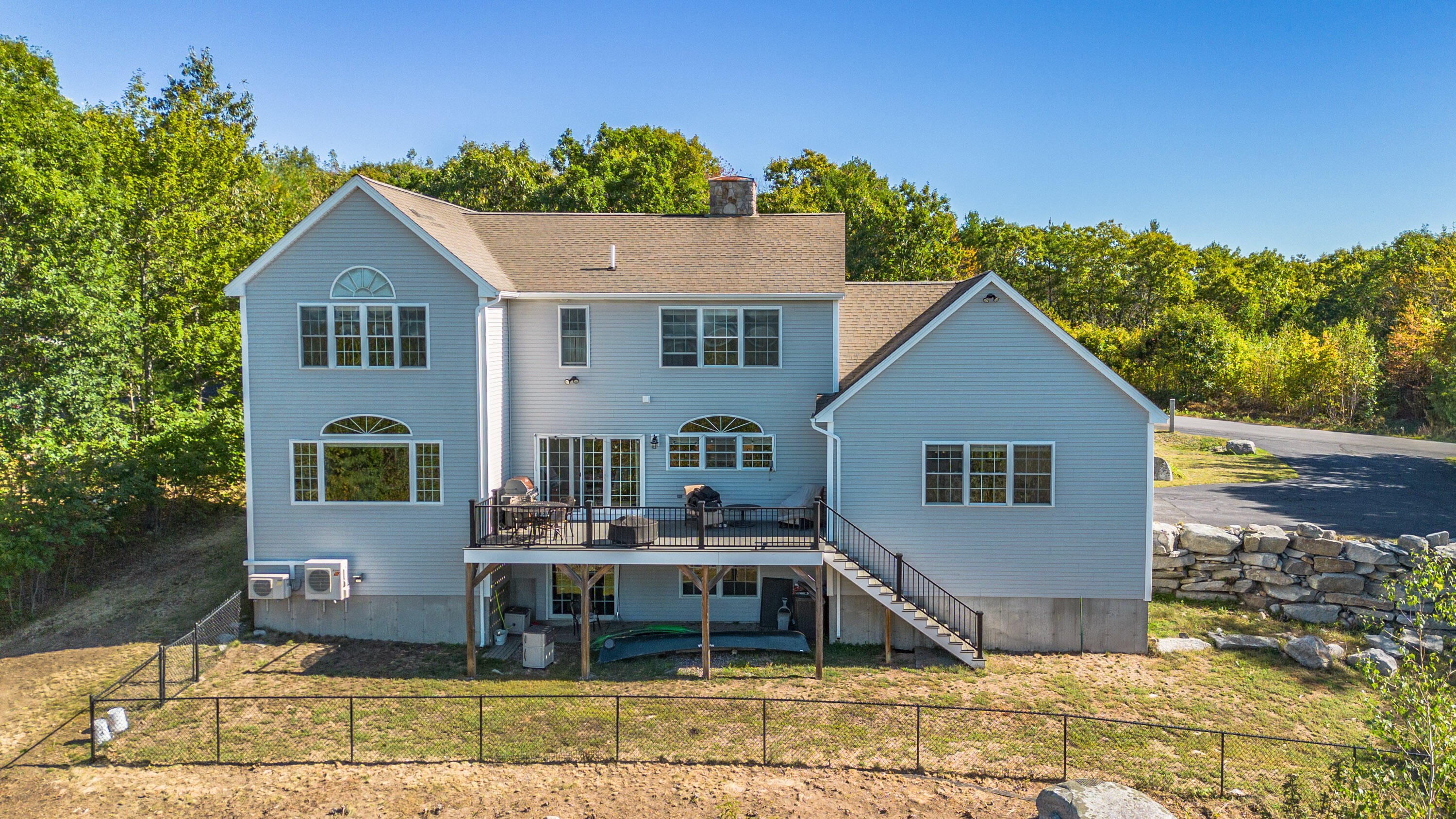 main property photo 74