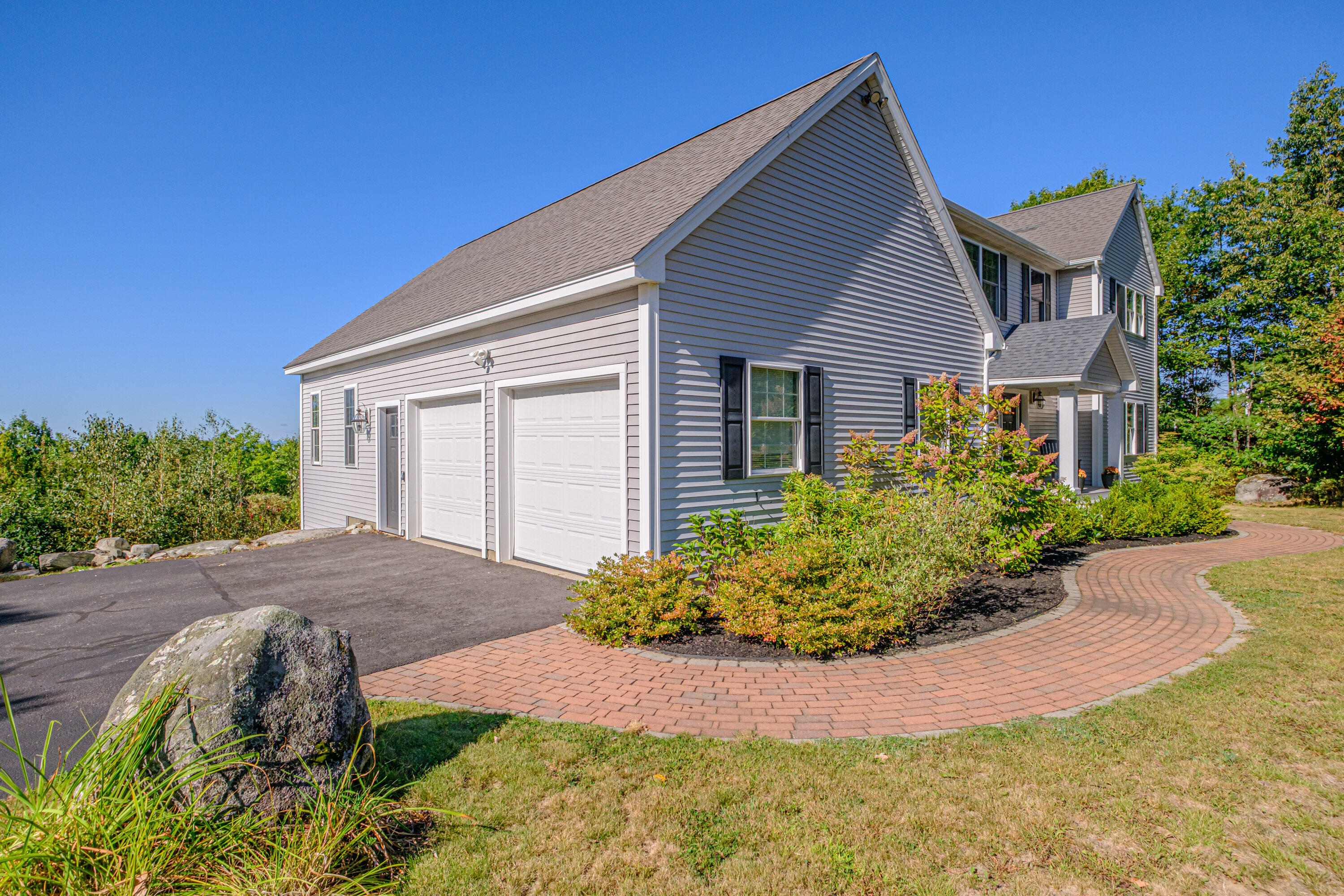 main property photo 75