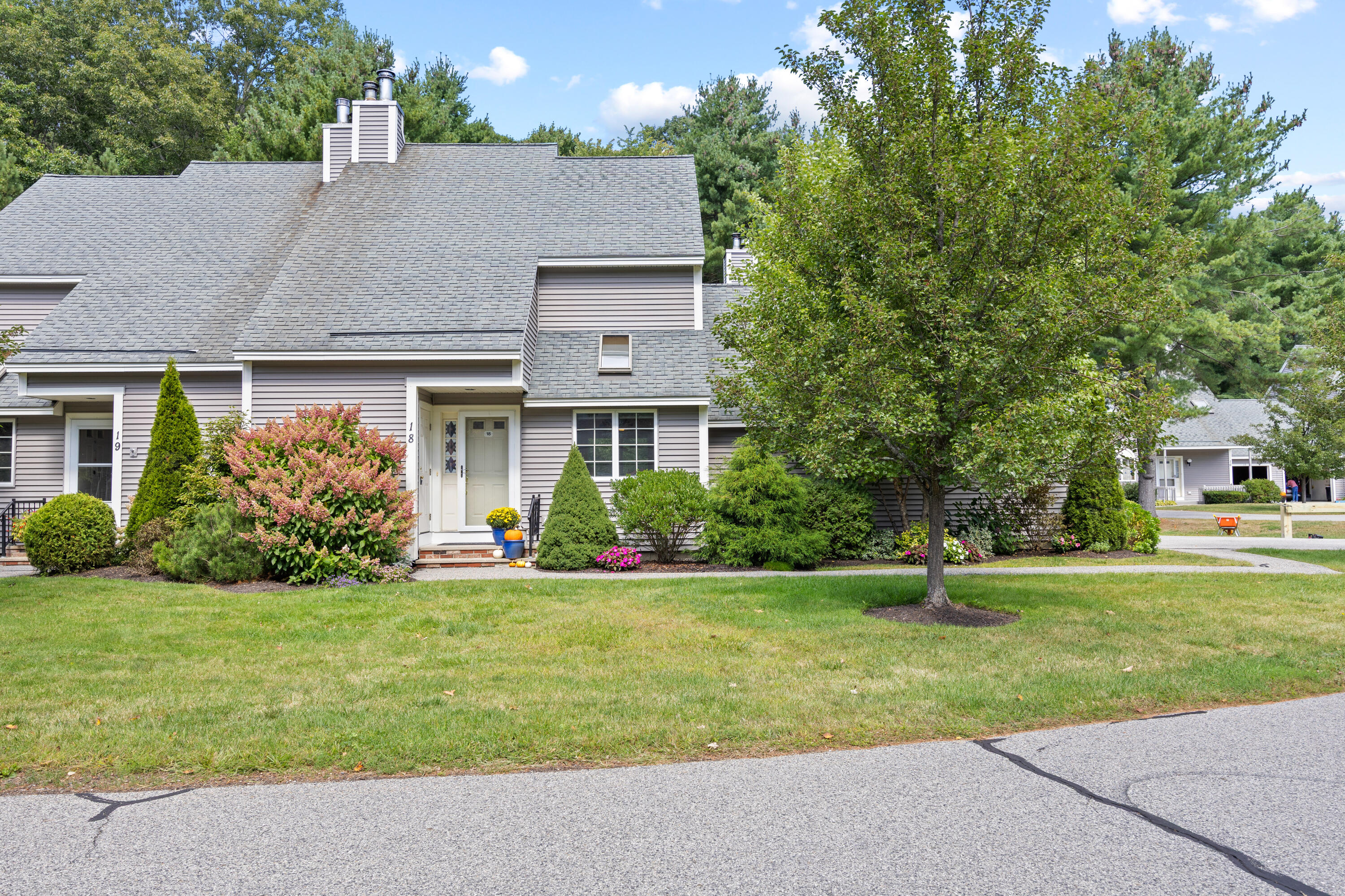 main property photo 0
