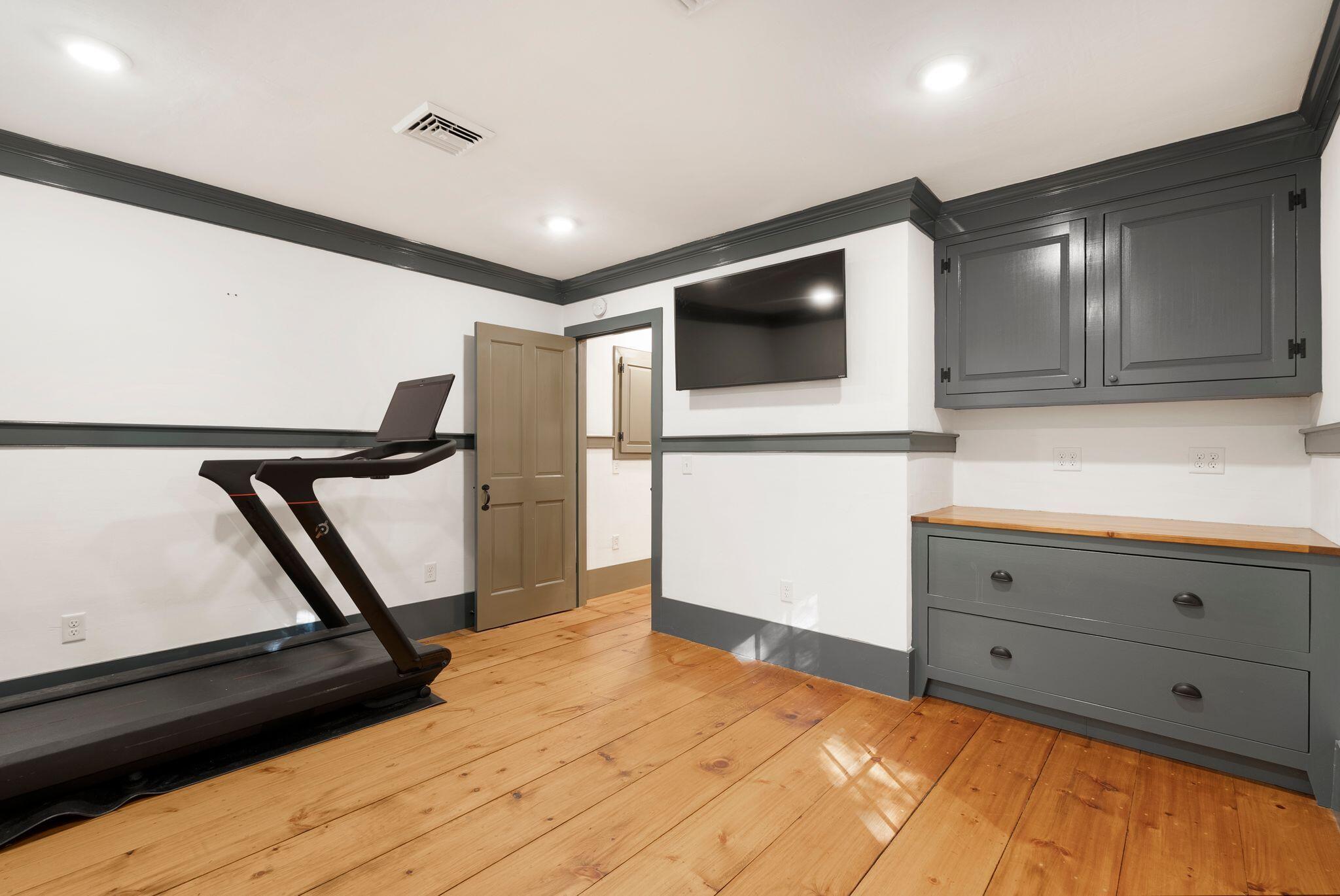 main property photo 91