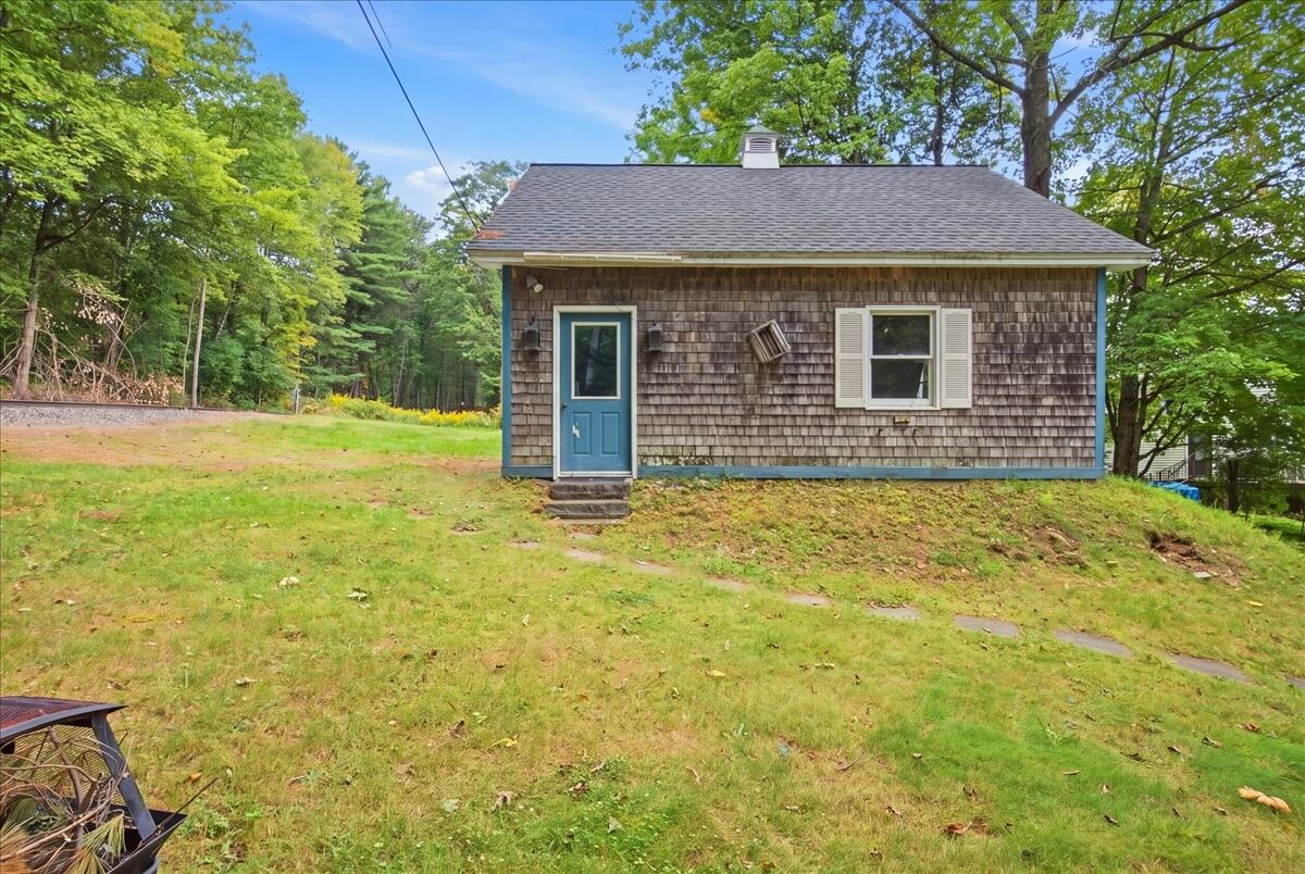 main property photo 12