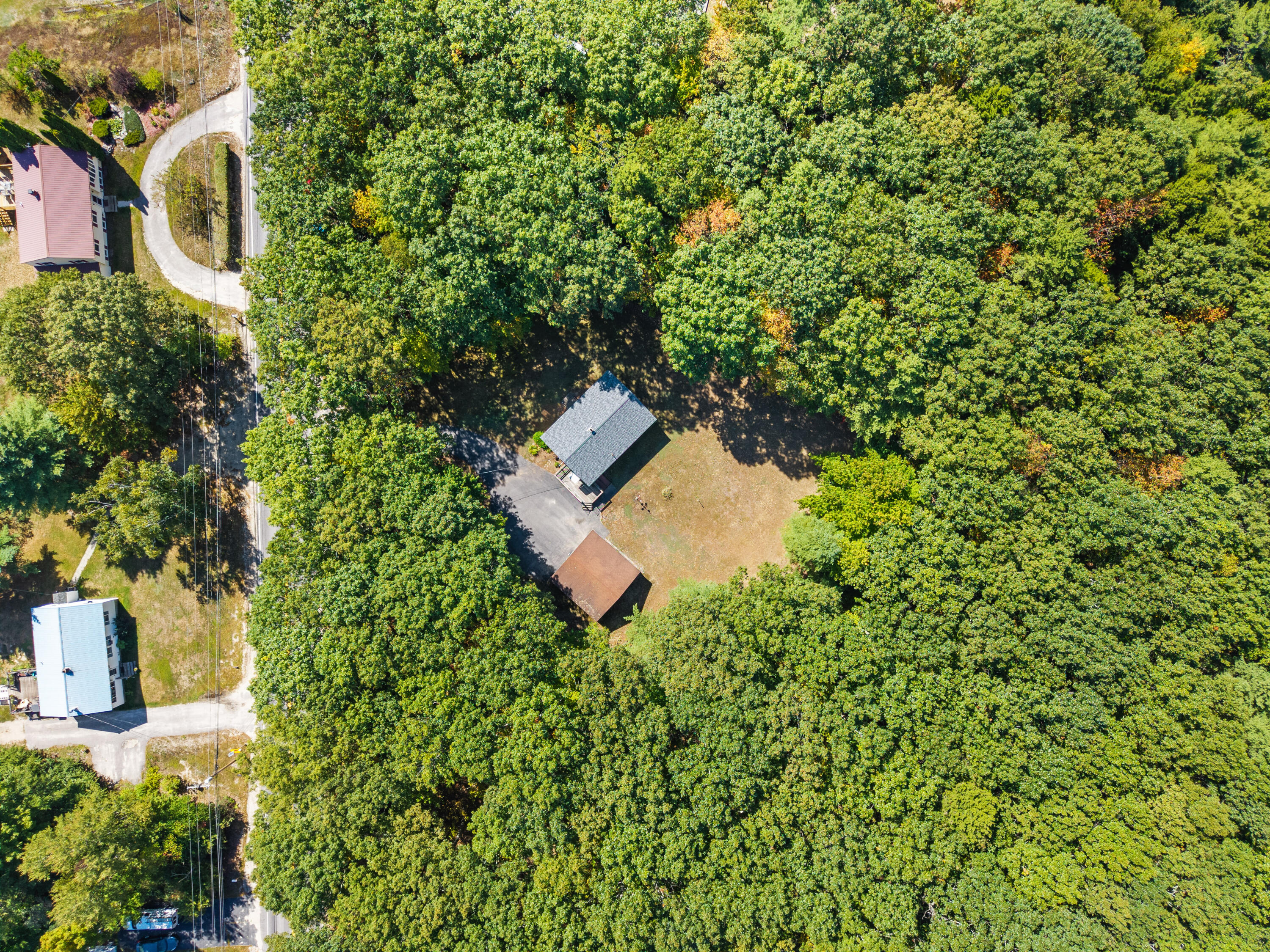 main property photo 30