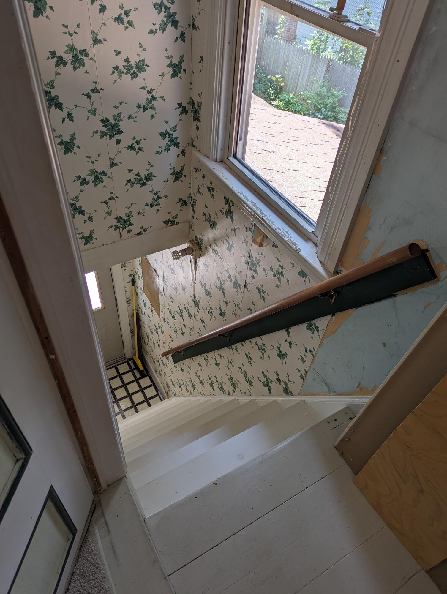 main property photo 33