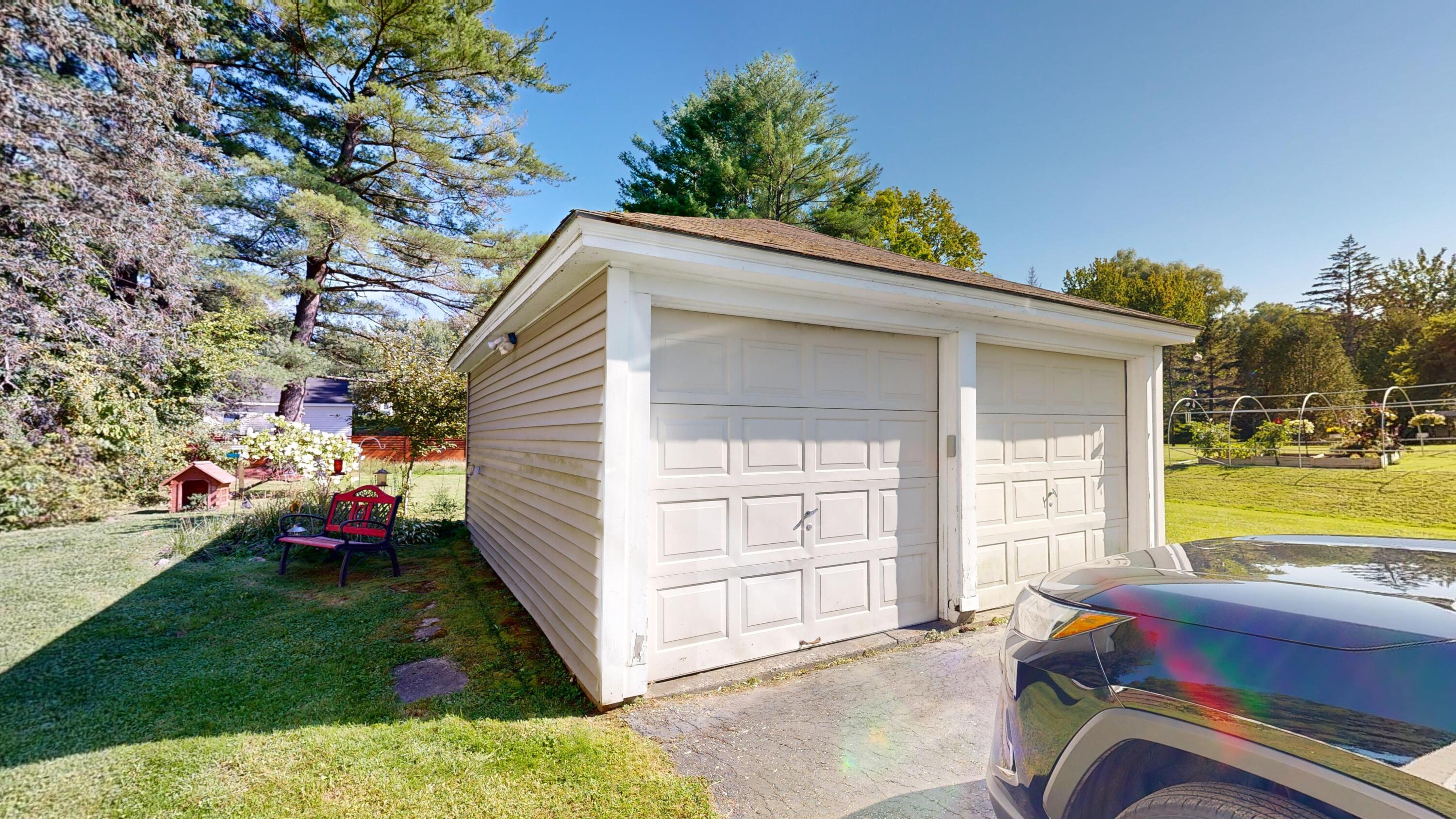 main property photo 54