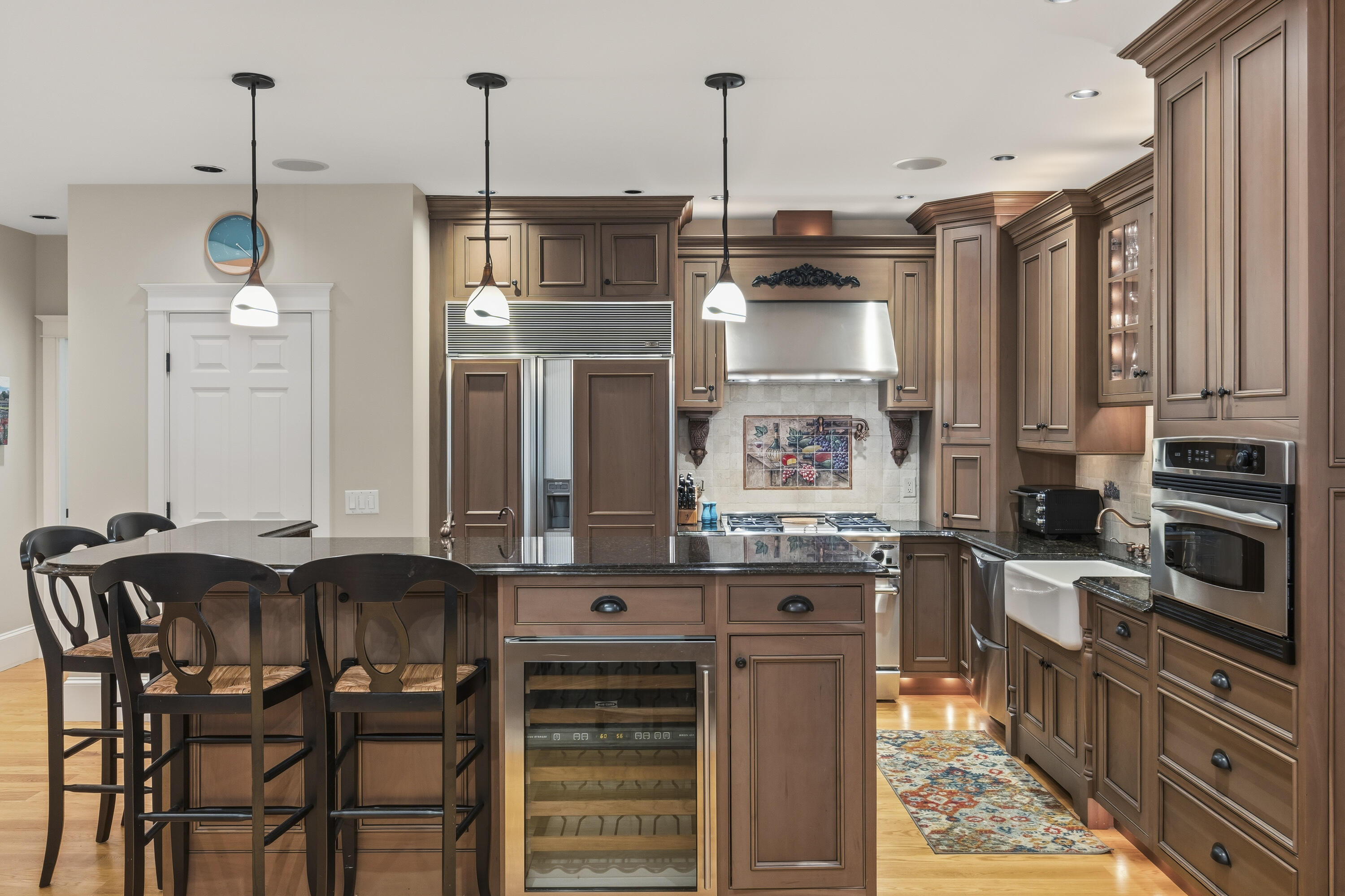 main property photo 11