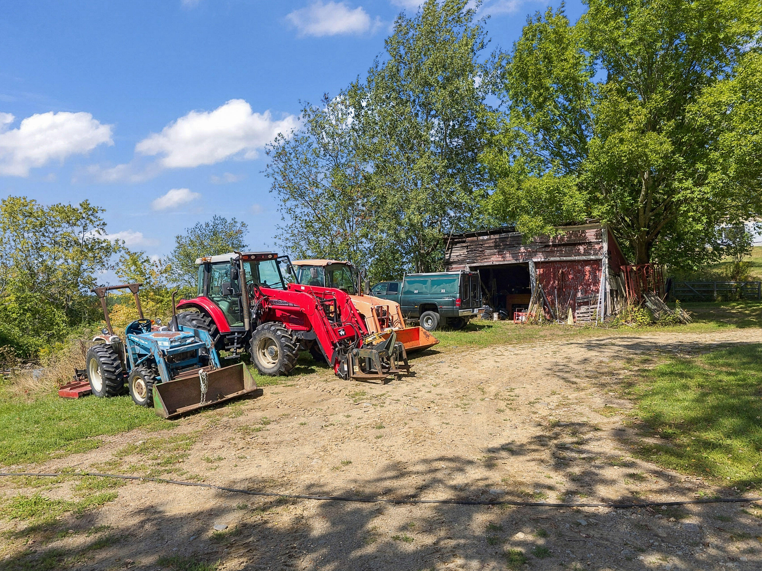 main property photo 42