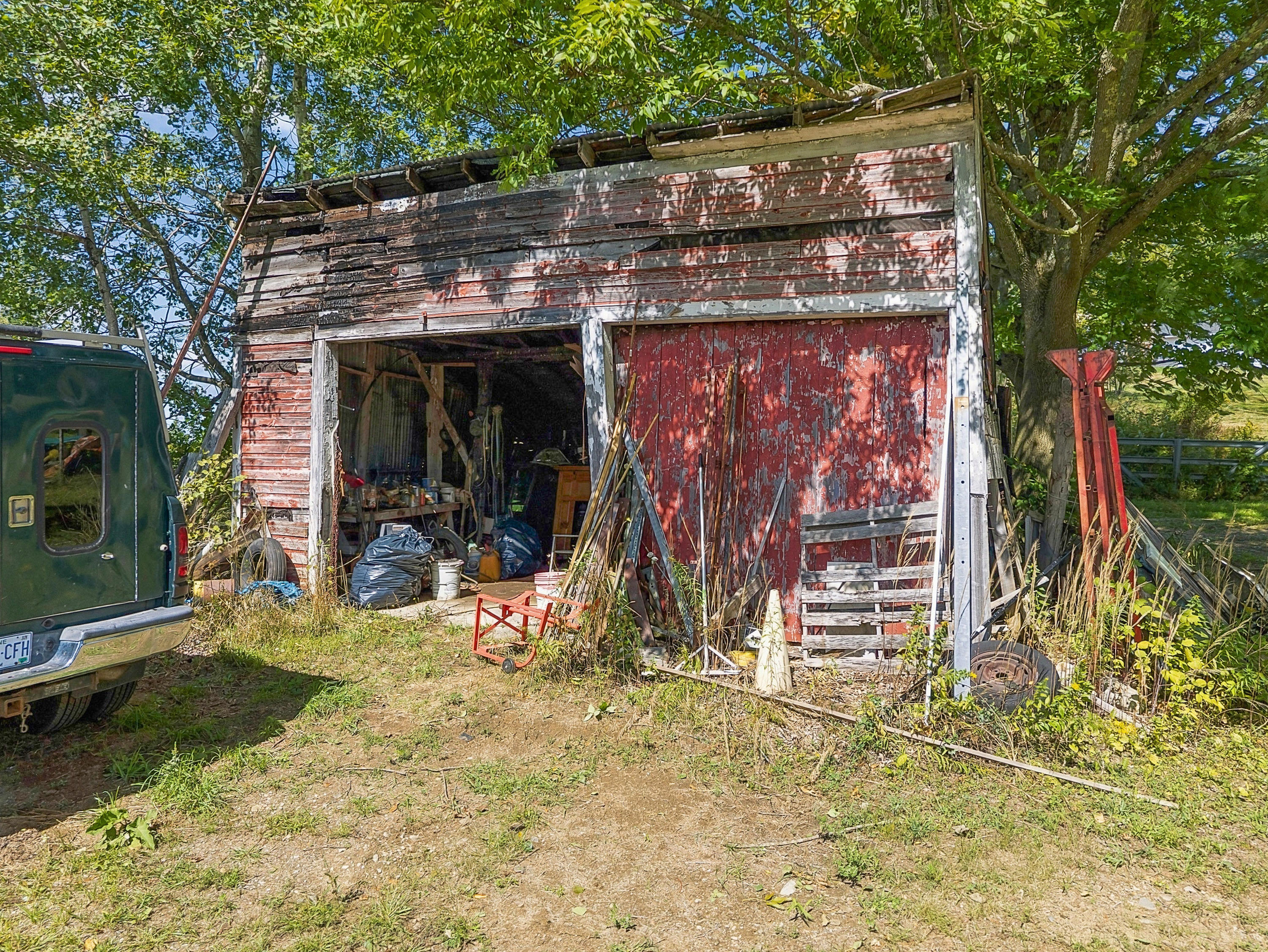 main property photo 43