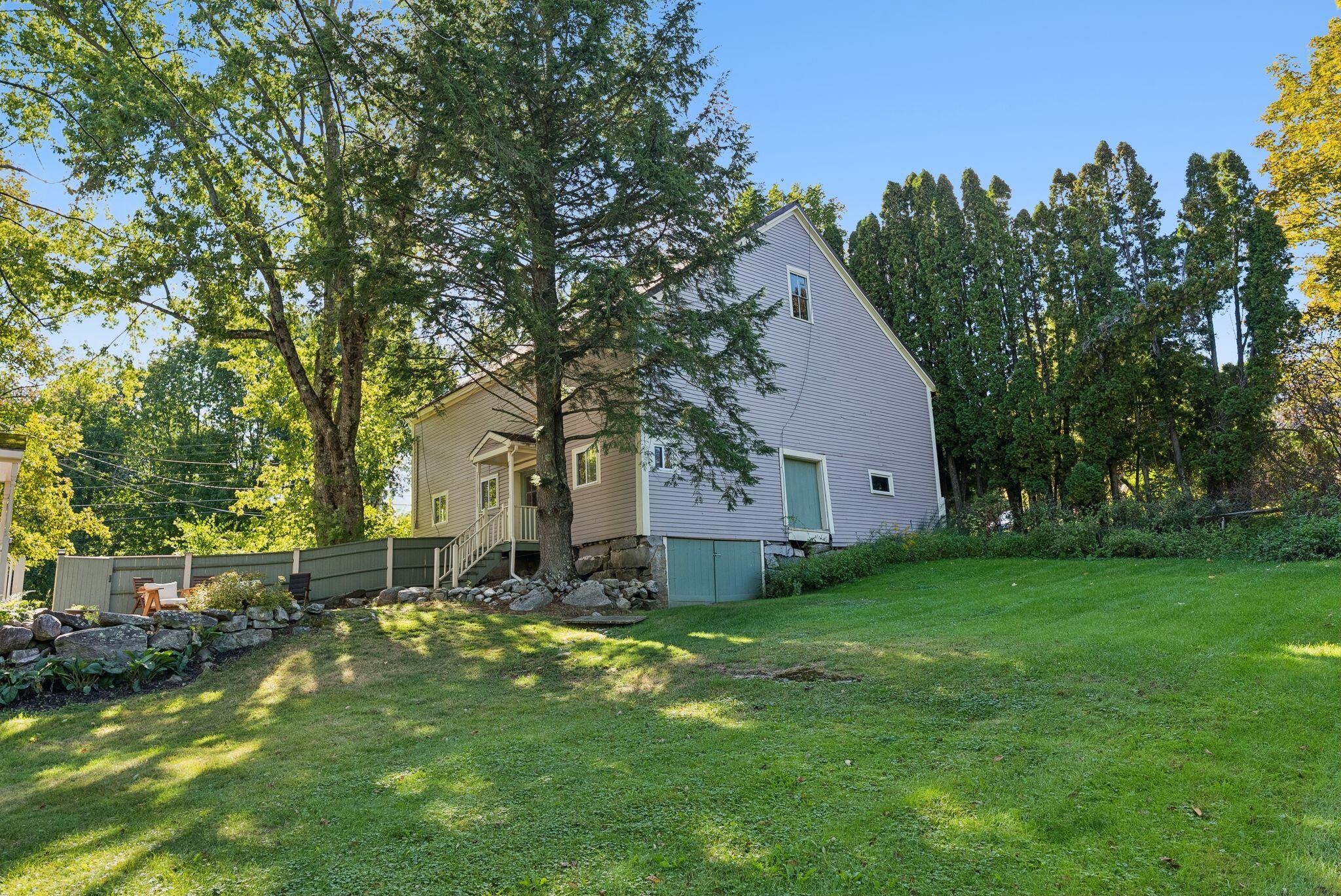 main property photo 14
