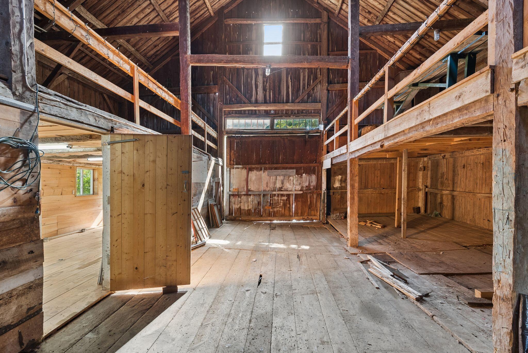 main property photo 78