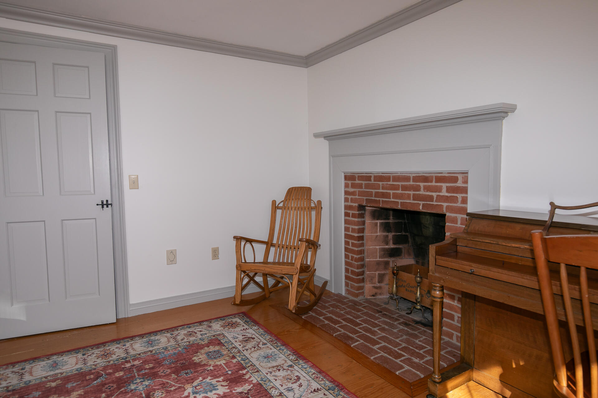 main property photo 25