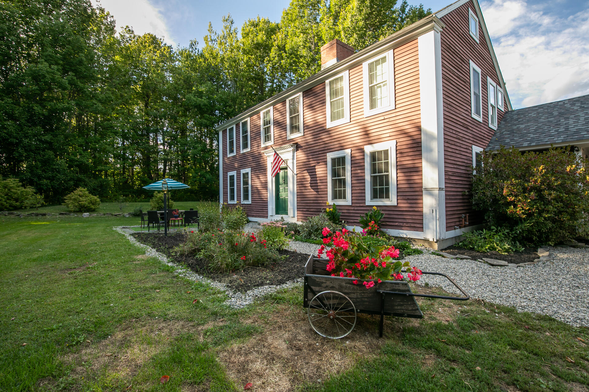 main property photo 78