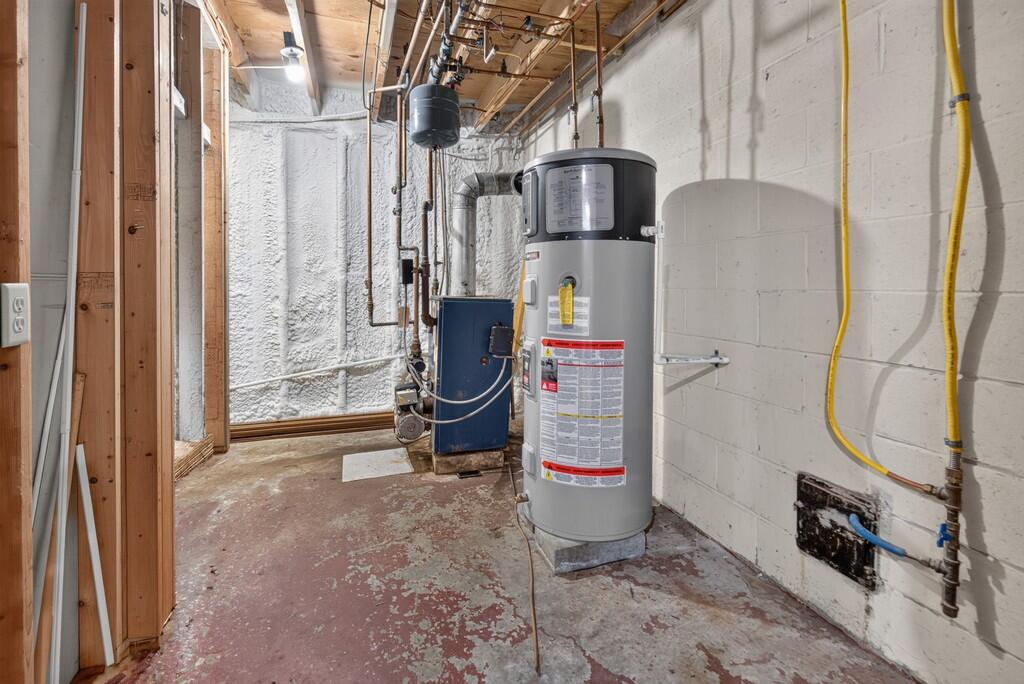 main property photo 49