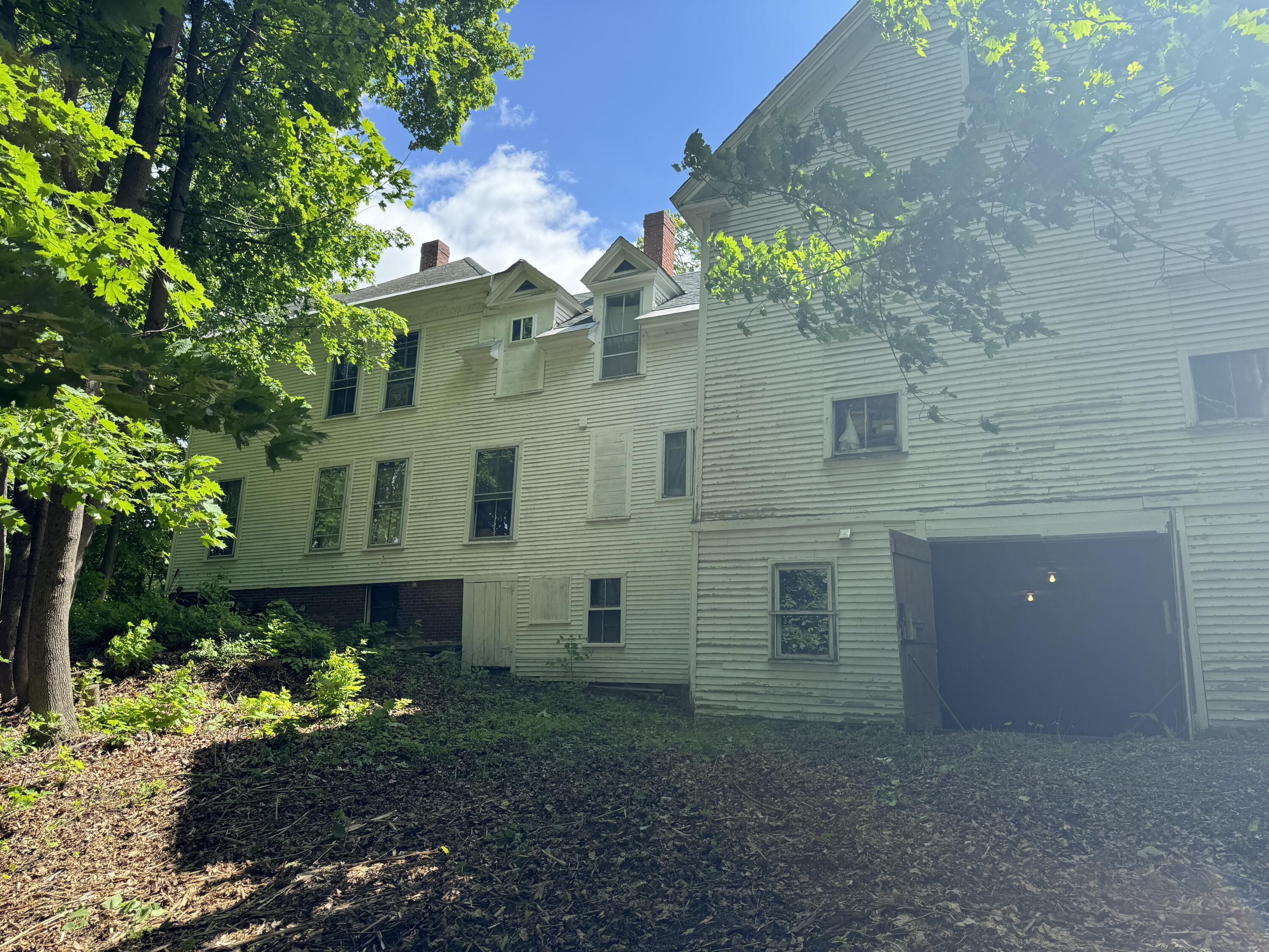 main property photo 51