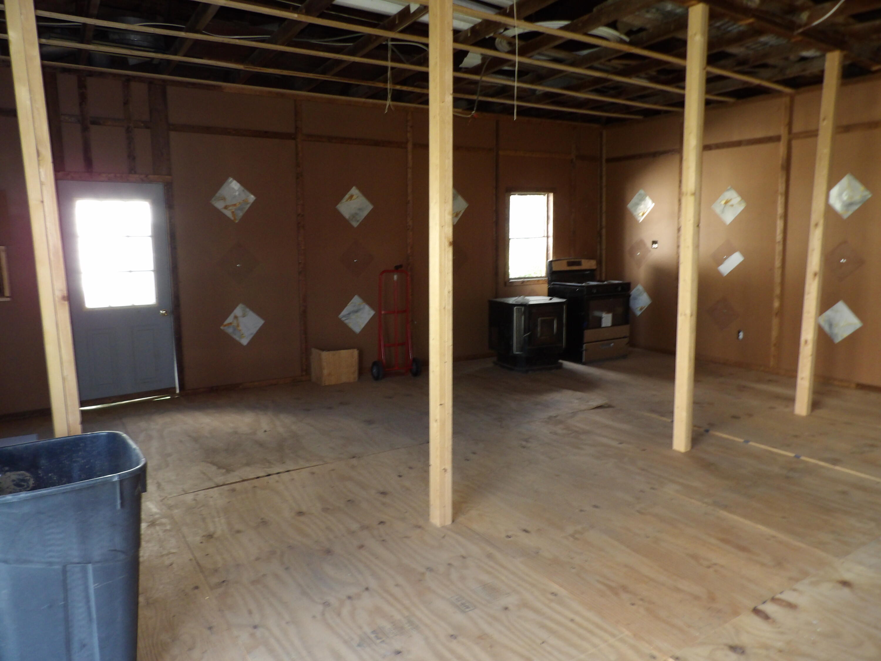 main property photo 45