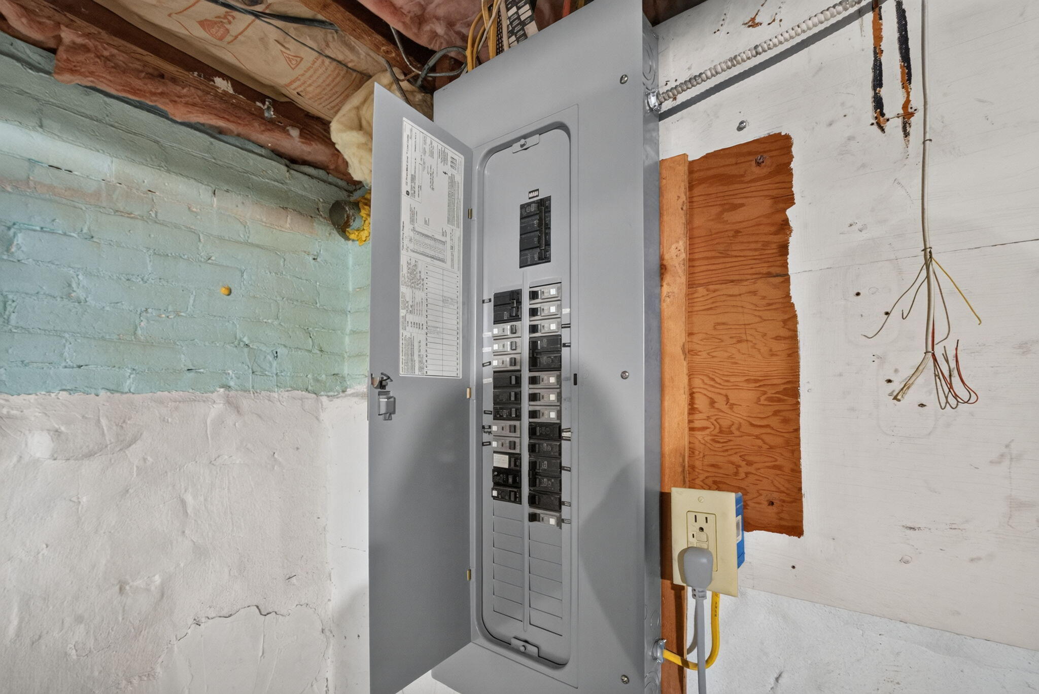 main property photo 50