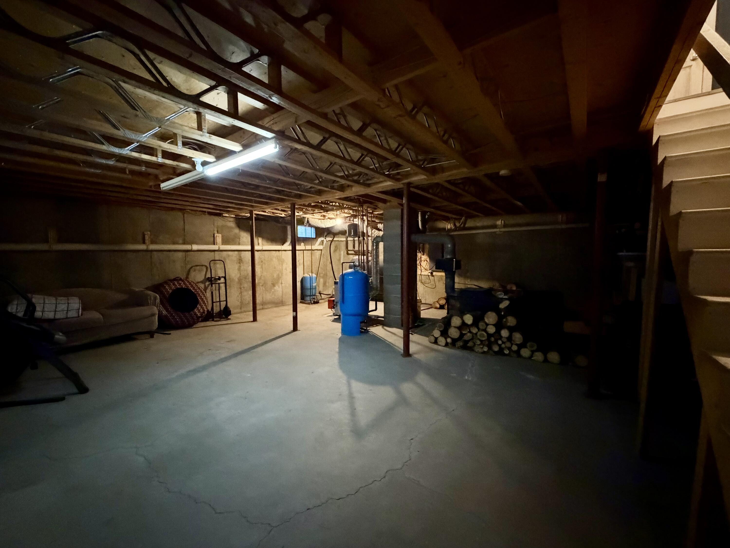main property photo 75