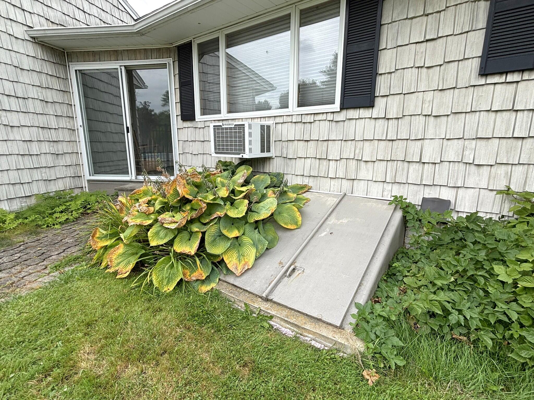 main property photo 51