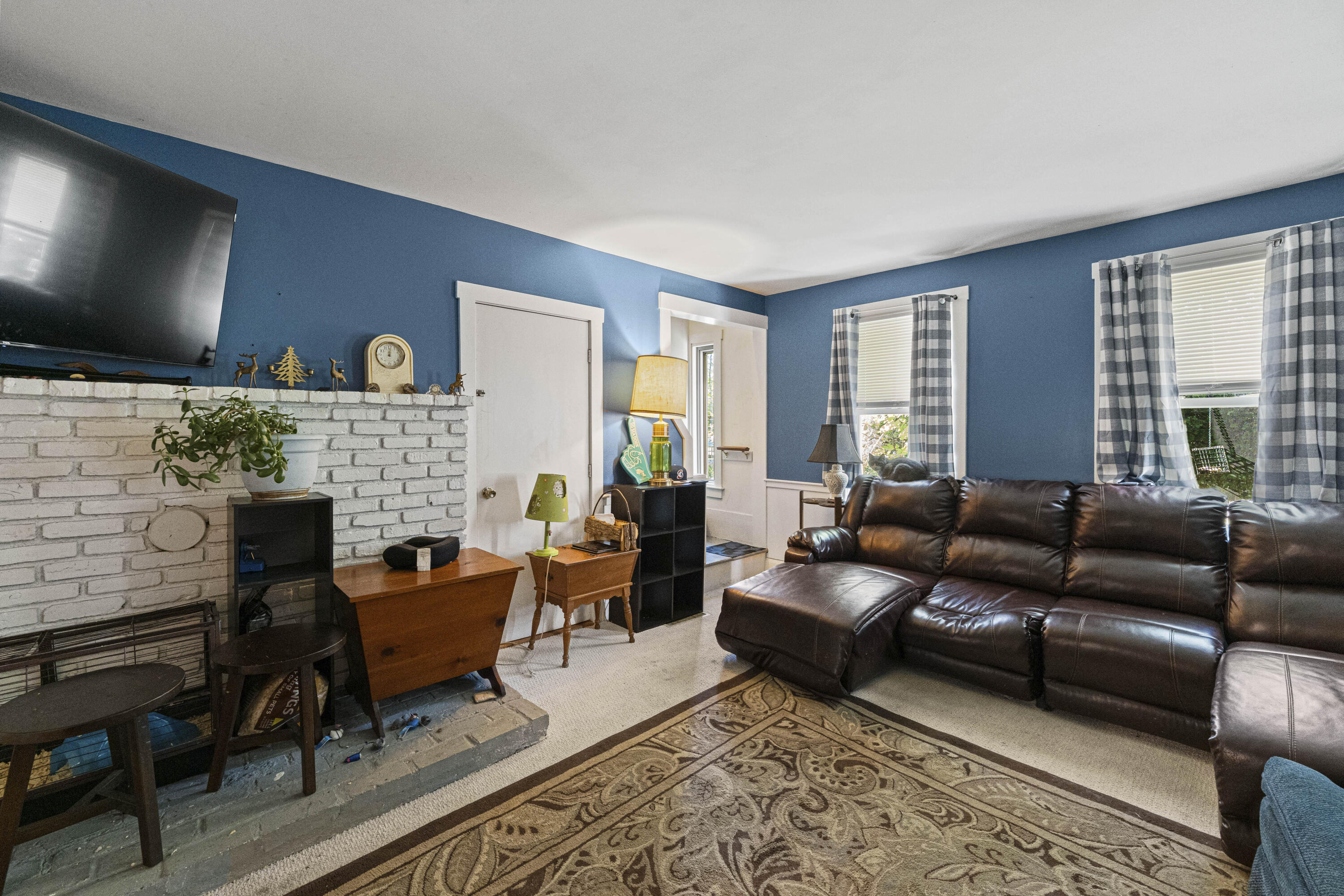main property photo 19
