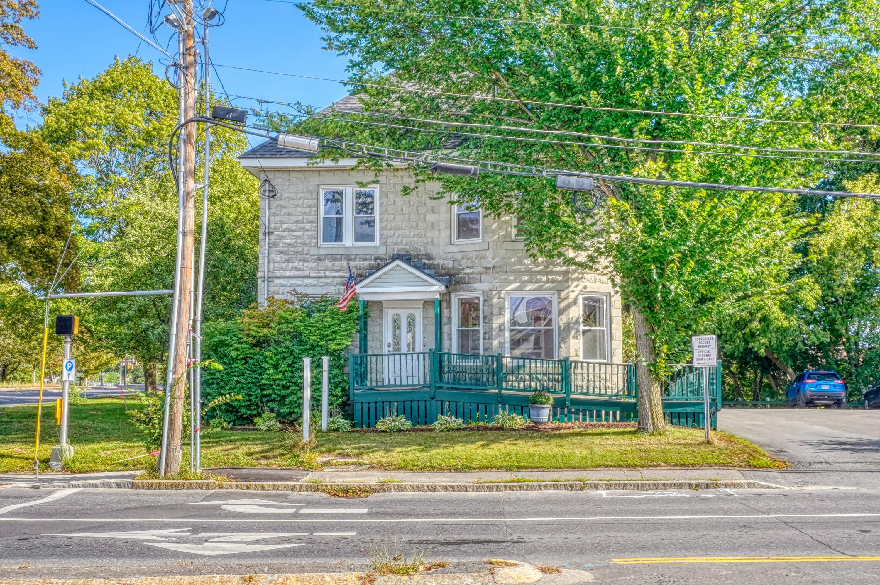 main property photo 35