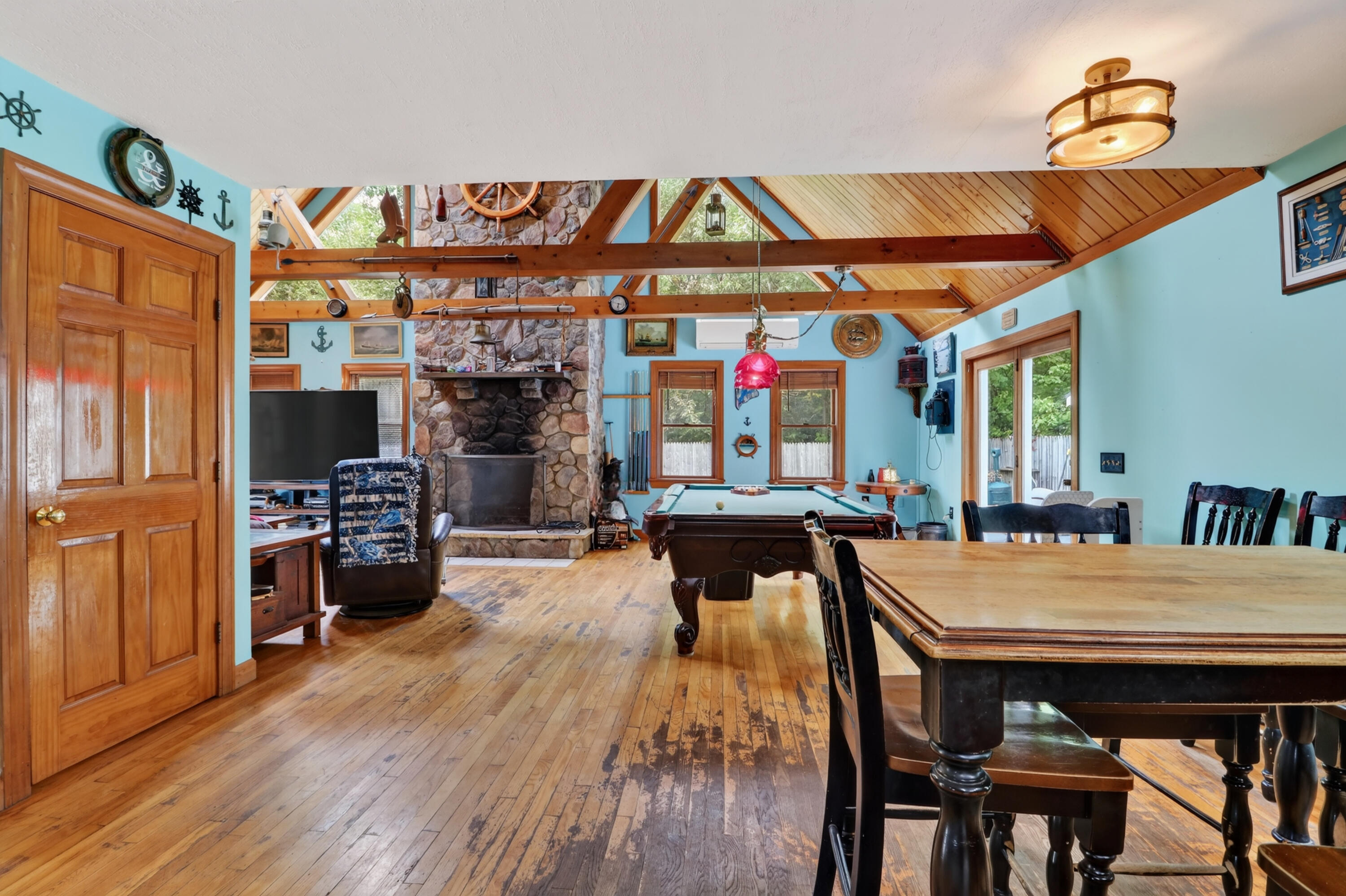 main property photo 15