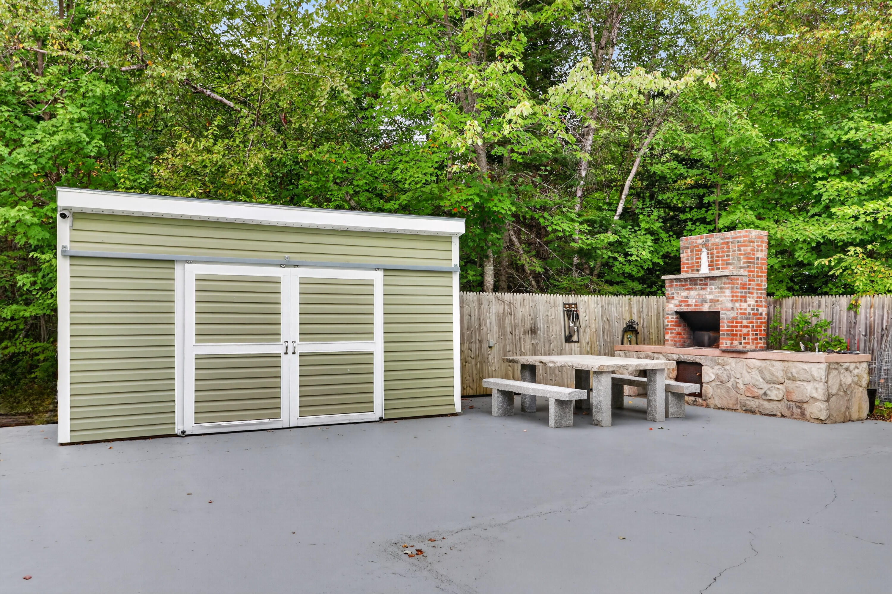 main property photo 45