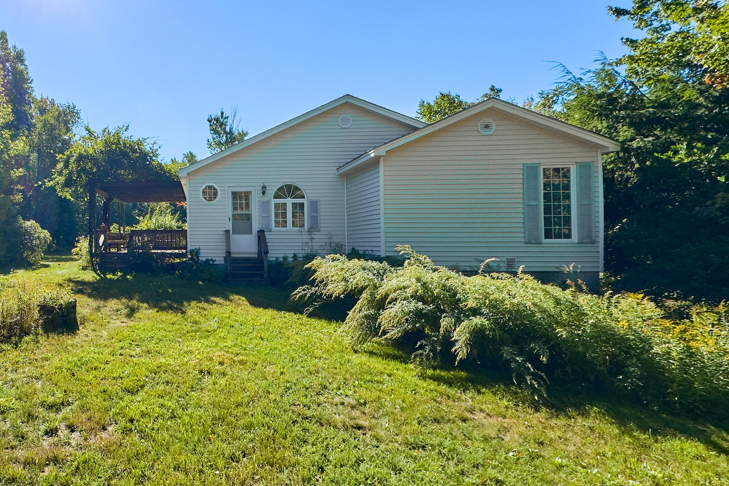 main property photo 39