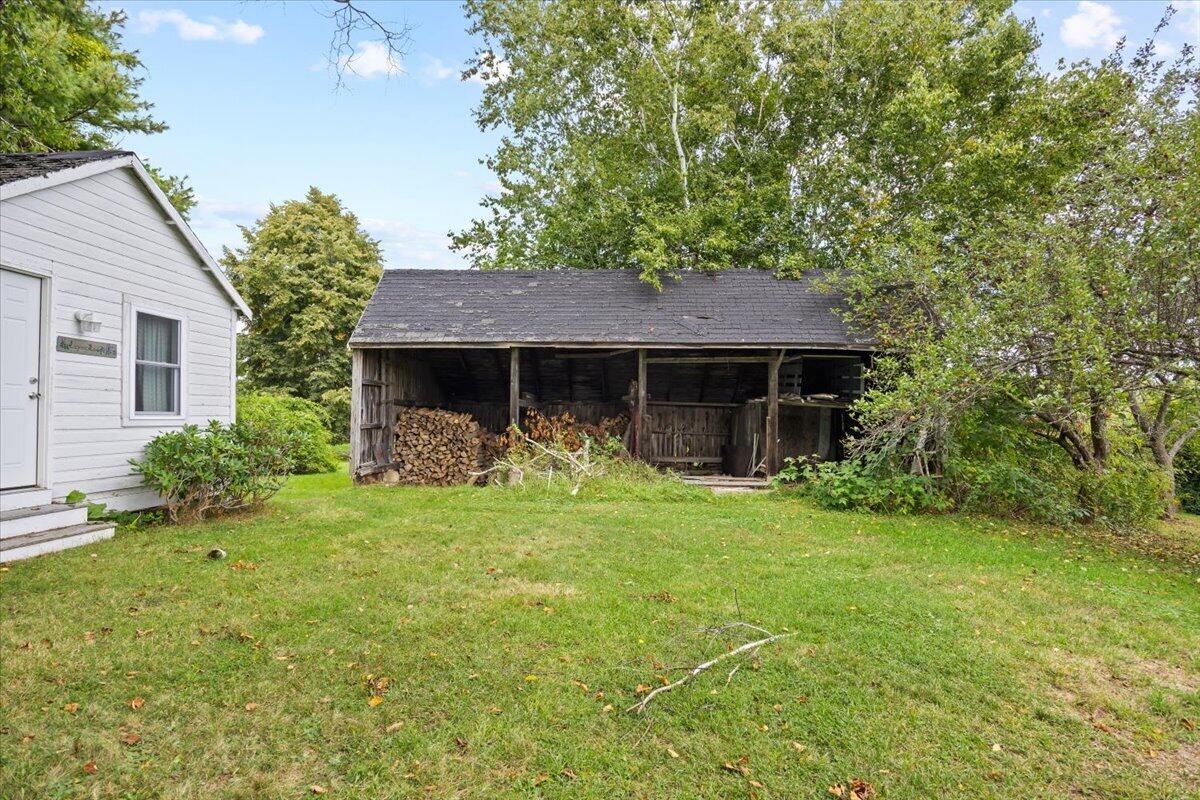 main property photo 38