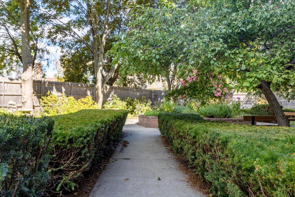 main property photo 51