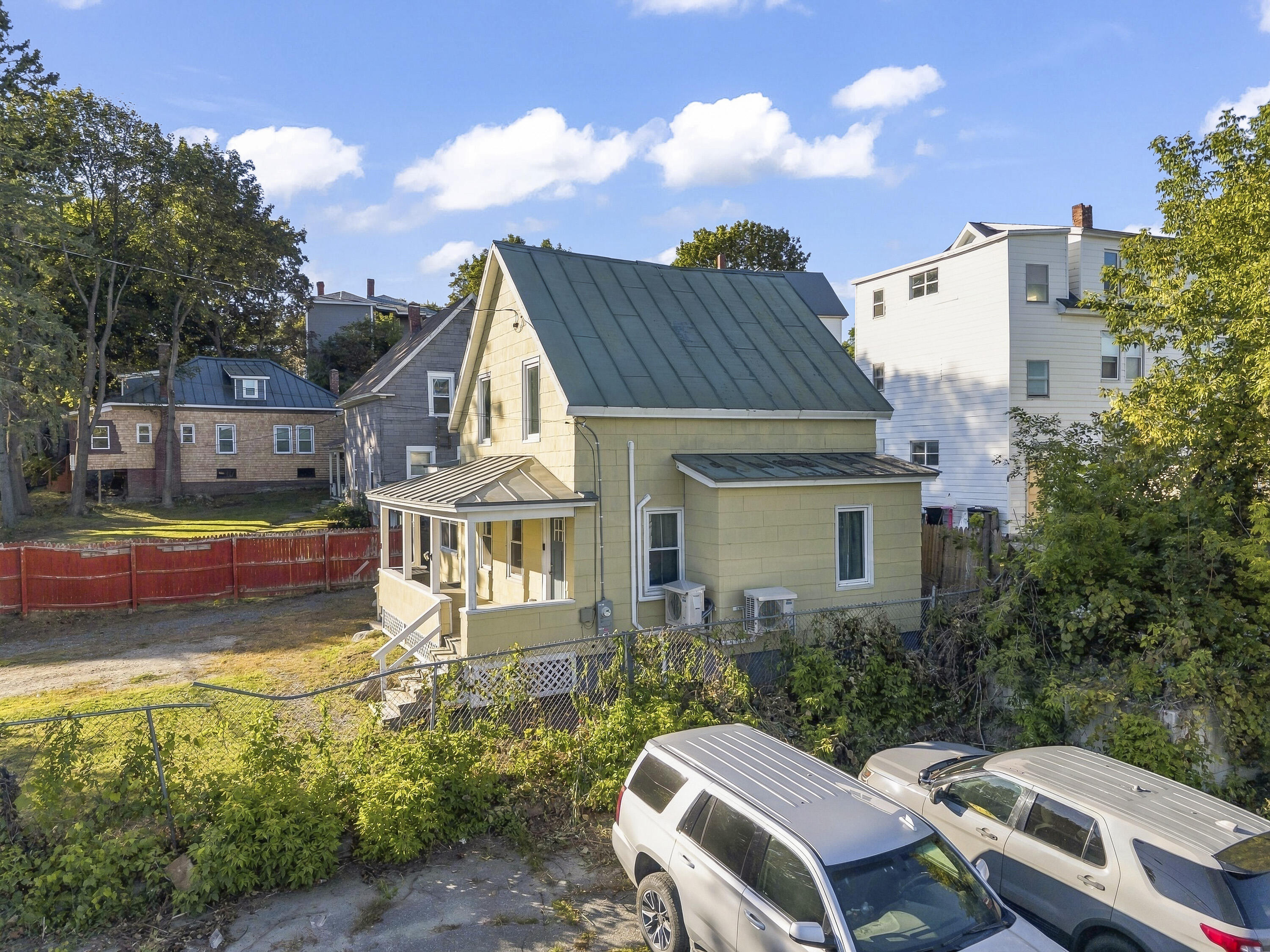 main property photo 31