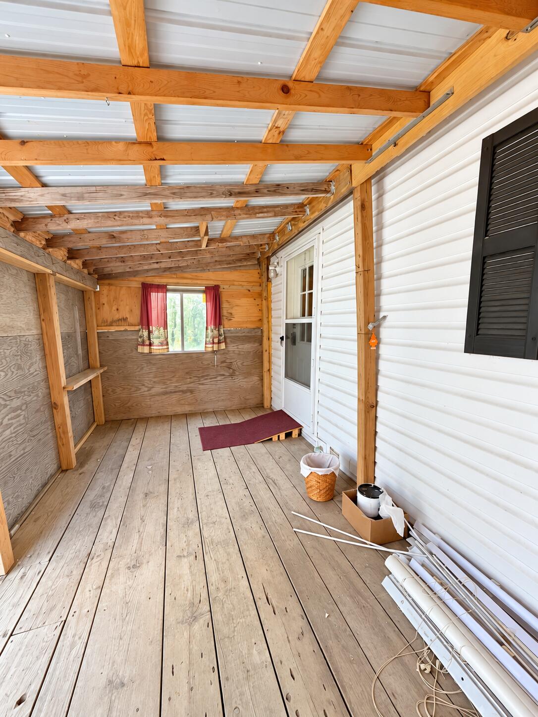 main property photo 41