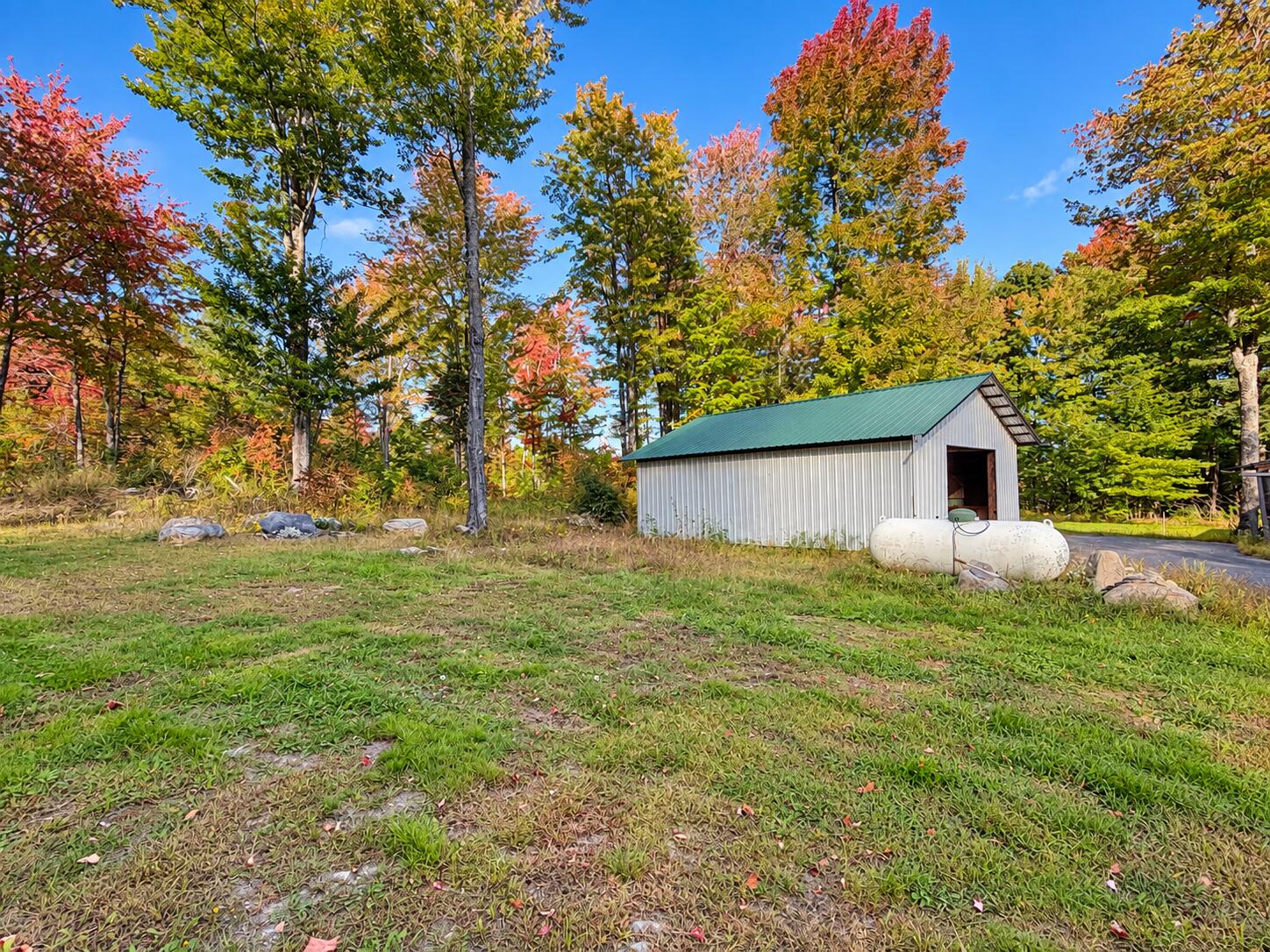 main property photo 7