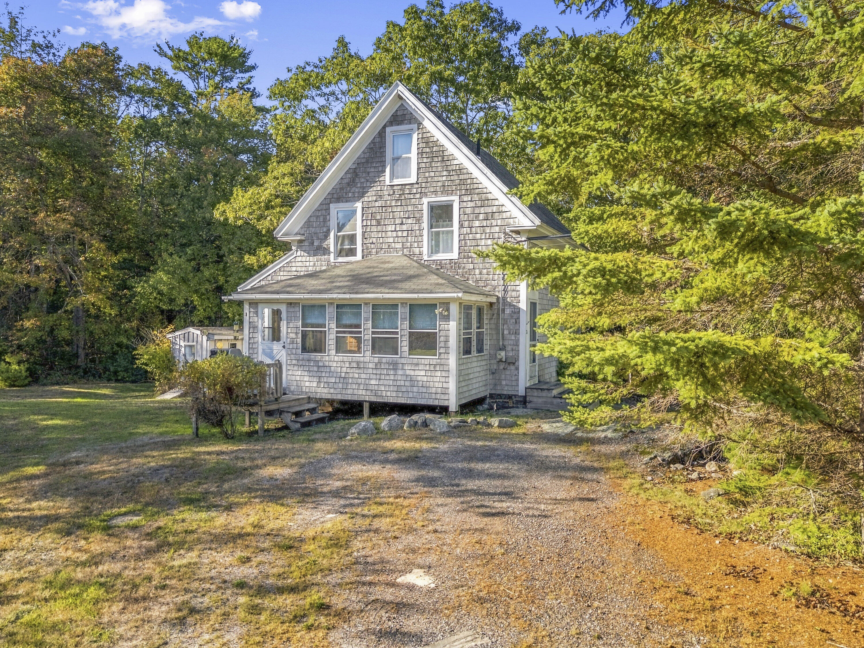 main property photo 42