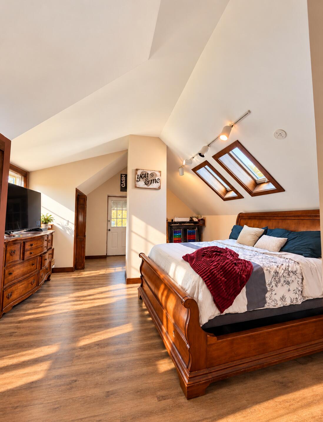 main property photo 15