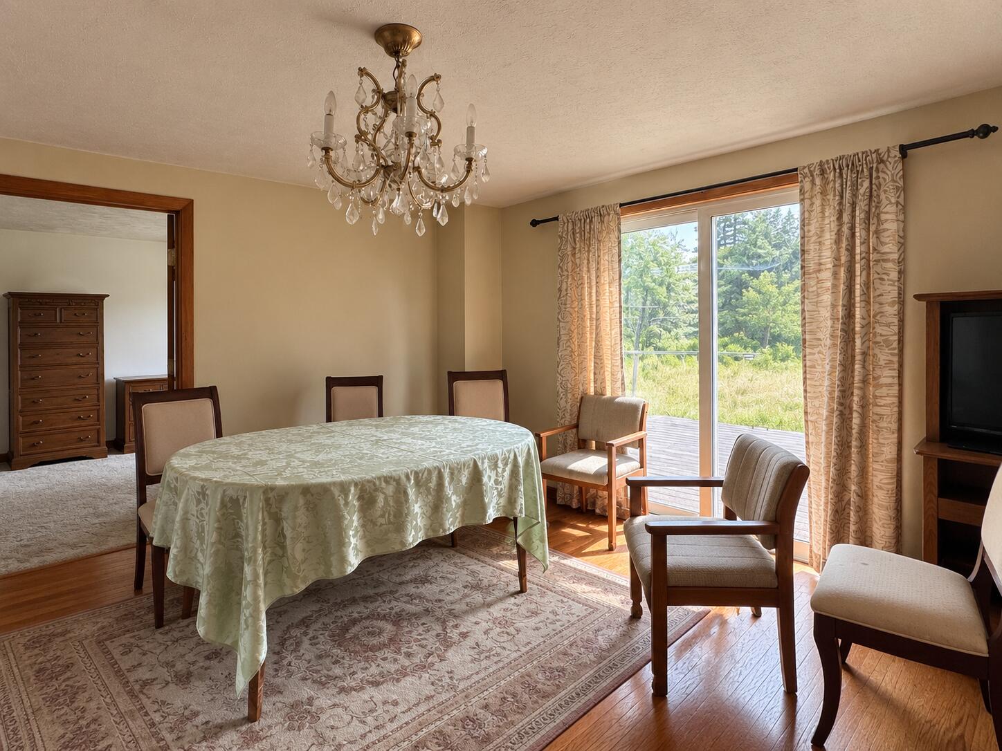 main property photo 10