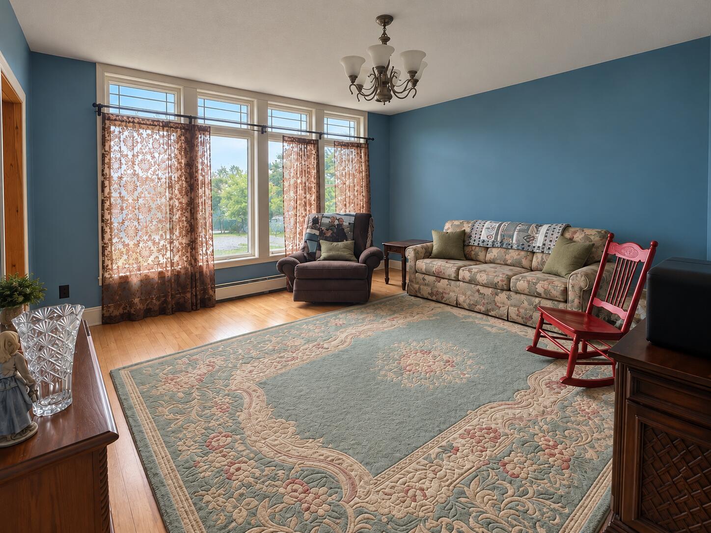 main property photo 15