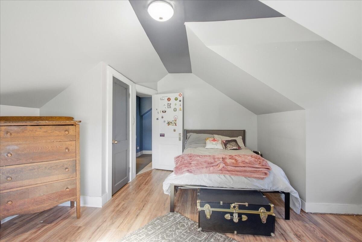 main property photo 73