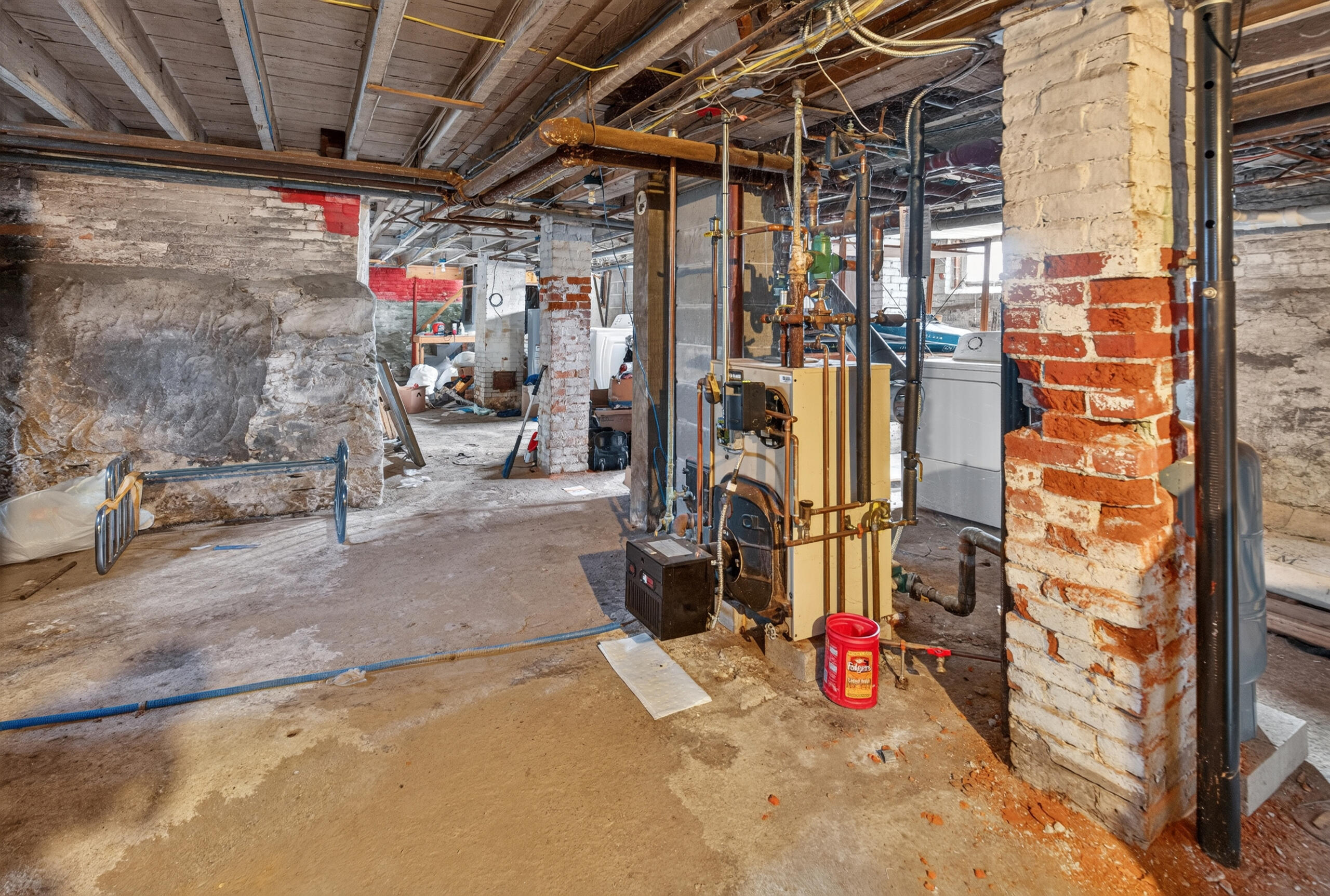 main property photo 47