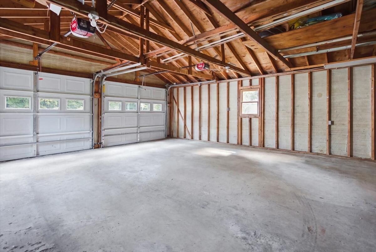 main property photo 74